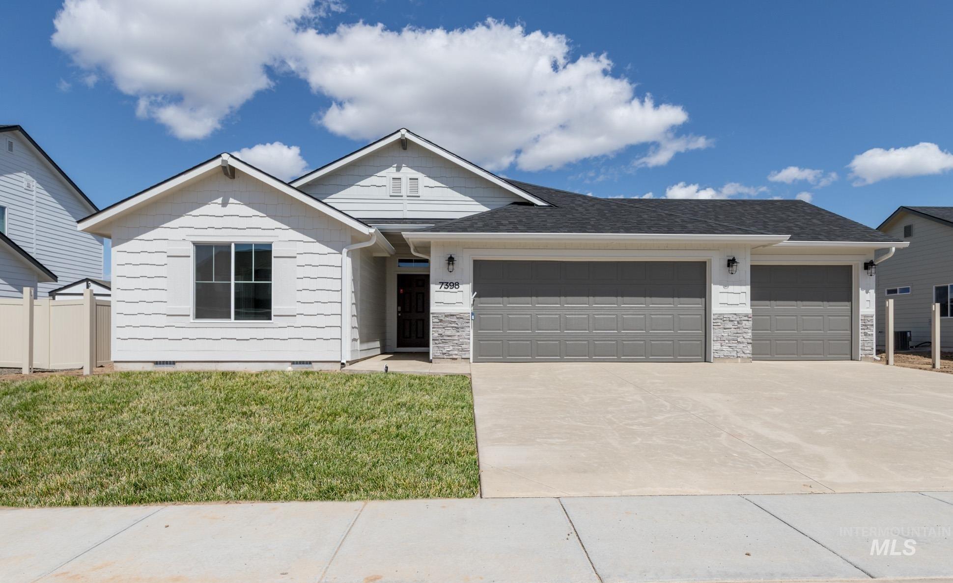 7368 E Marble Springs Dr Property Photo 1