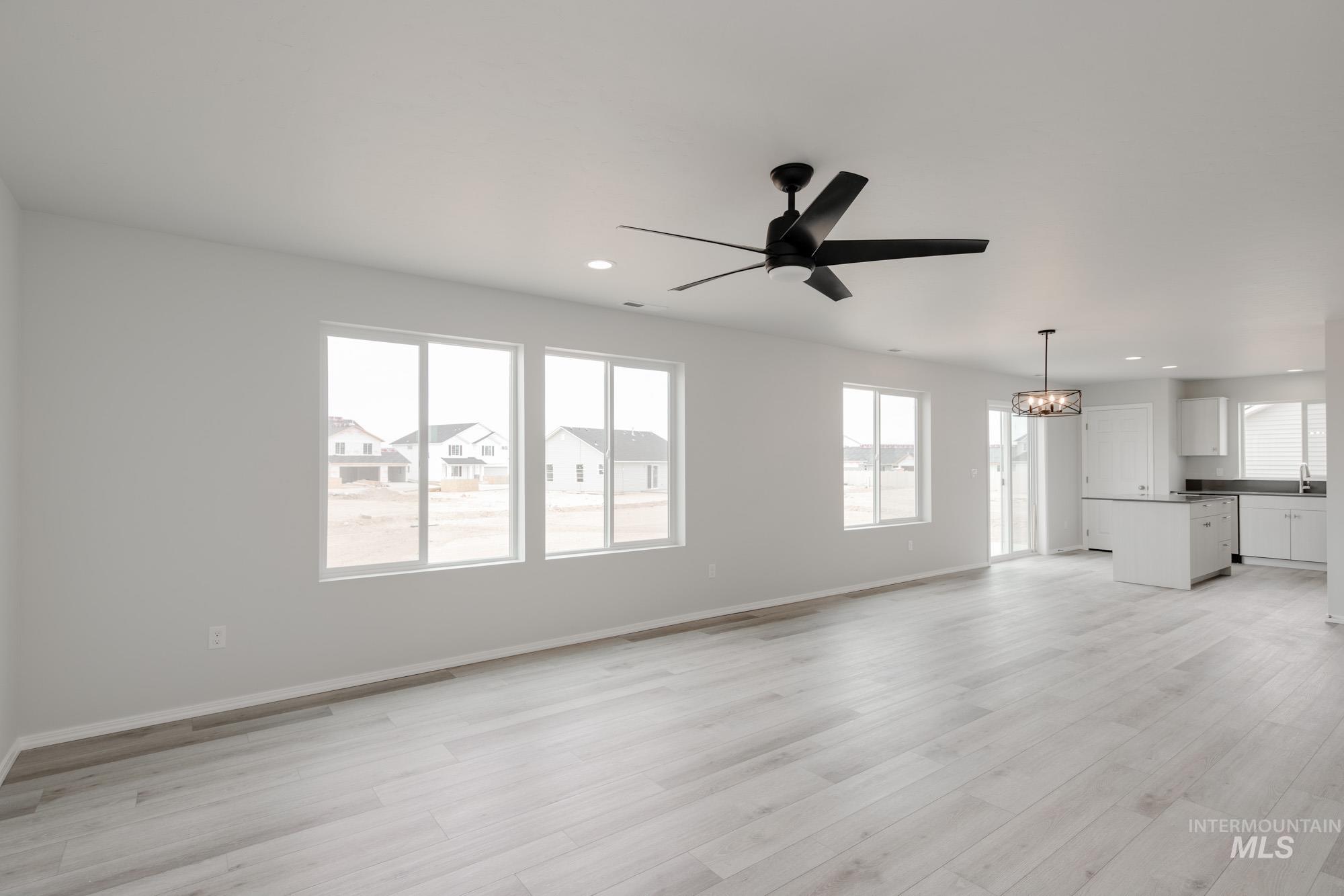 2868 W Taiban Creek Dr Property Photo 11
