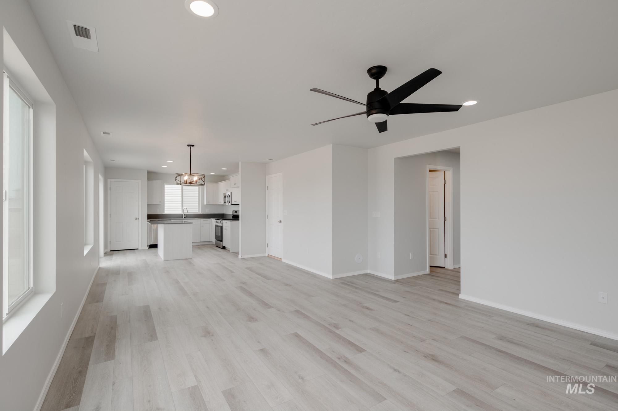 2868 W Taiban Creek Dr Property Photo 14