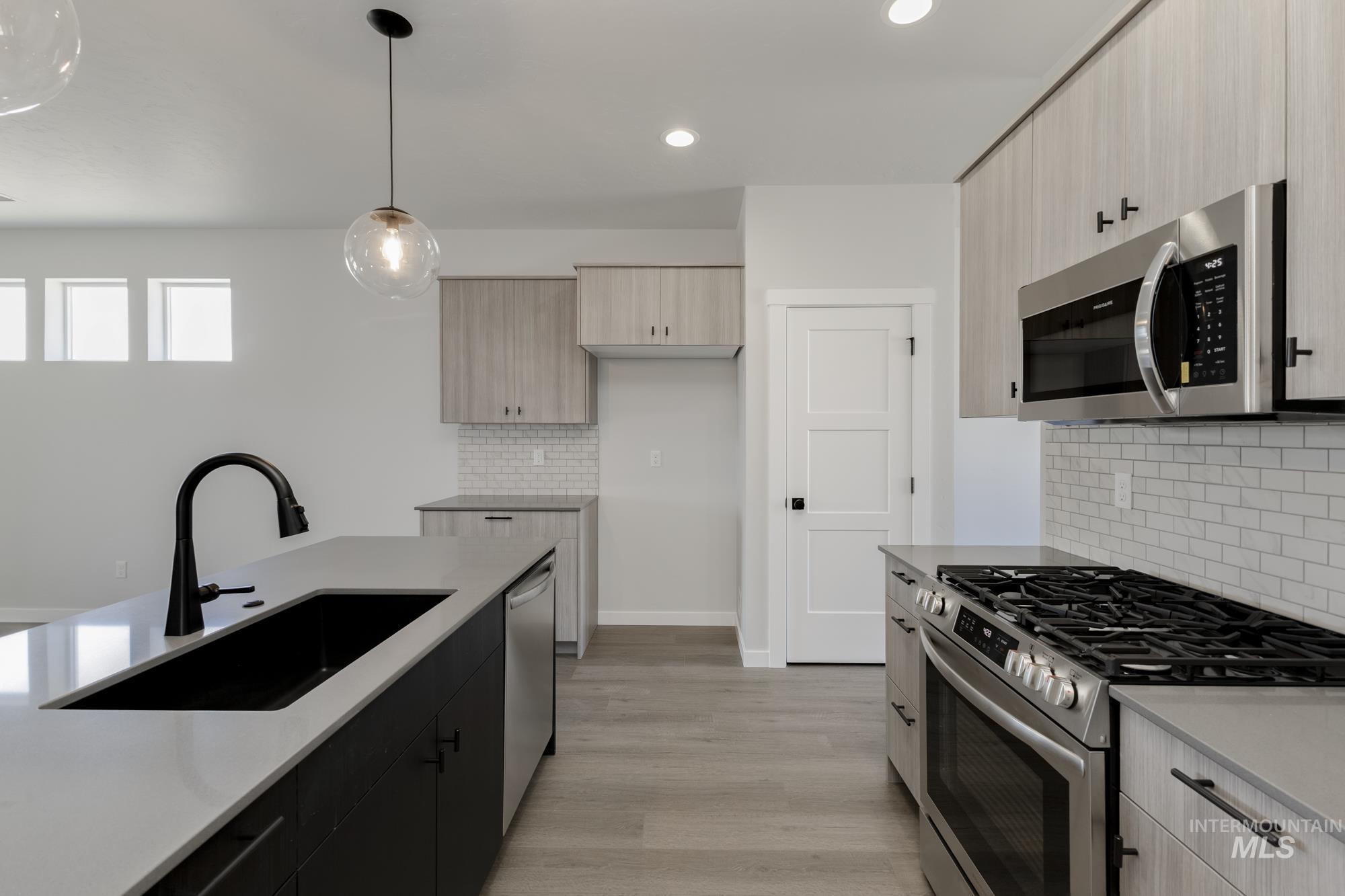 6471 S Banded Eagle Way Property Photo 6