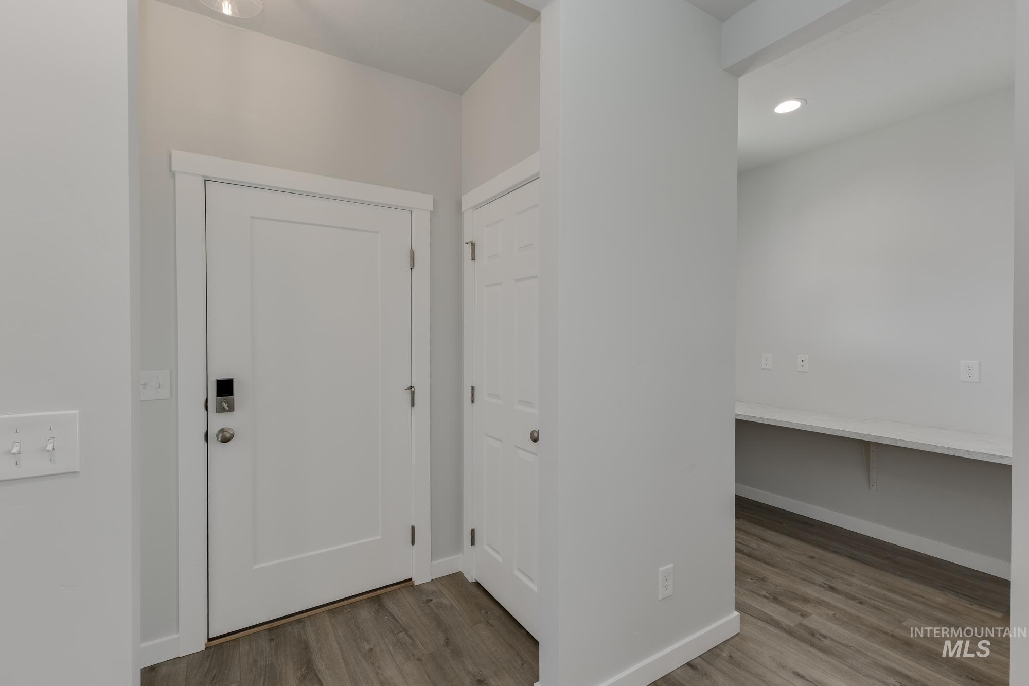2851 N Rocky Bottom Way Property Photo 2