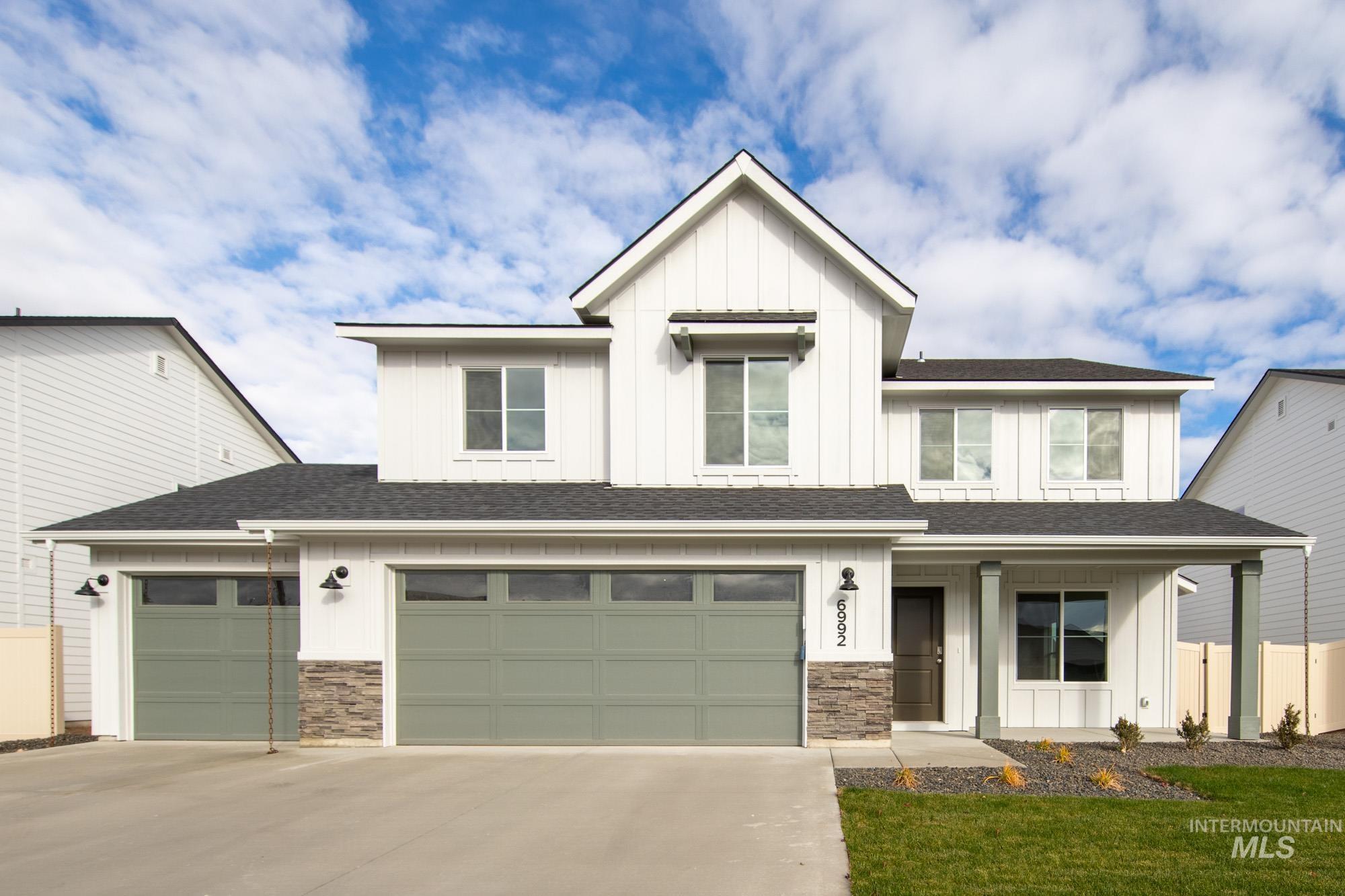 10062 W Lyrical Dr. Property Photo