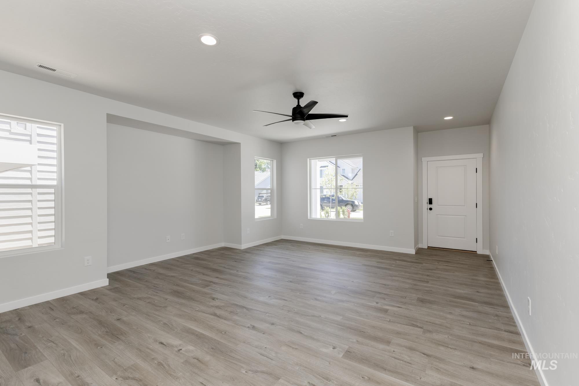 10062 W Lyrical Dr. Property Photo 2