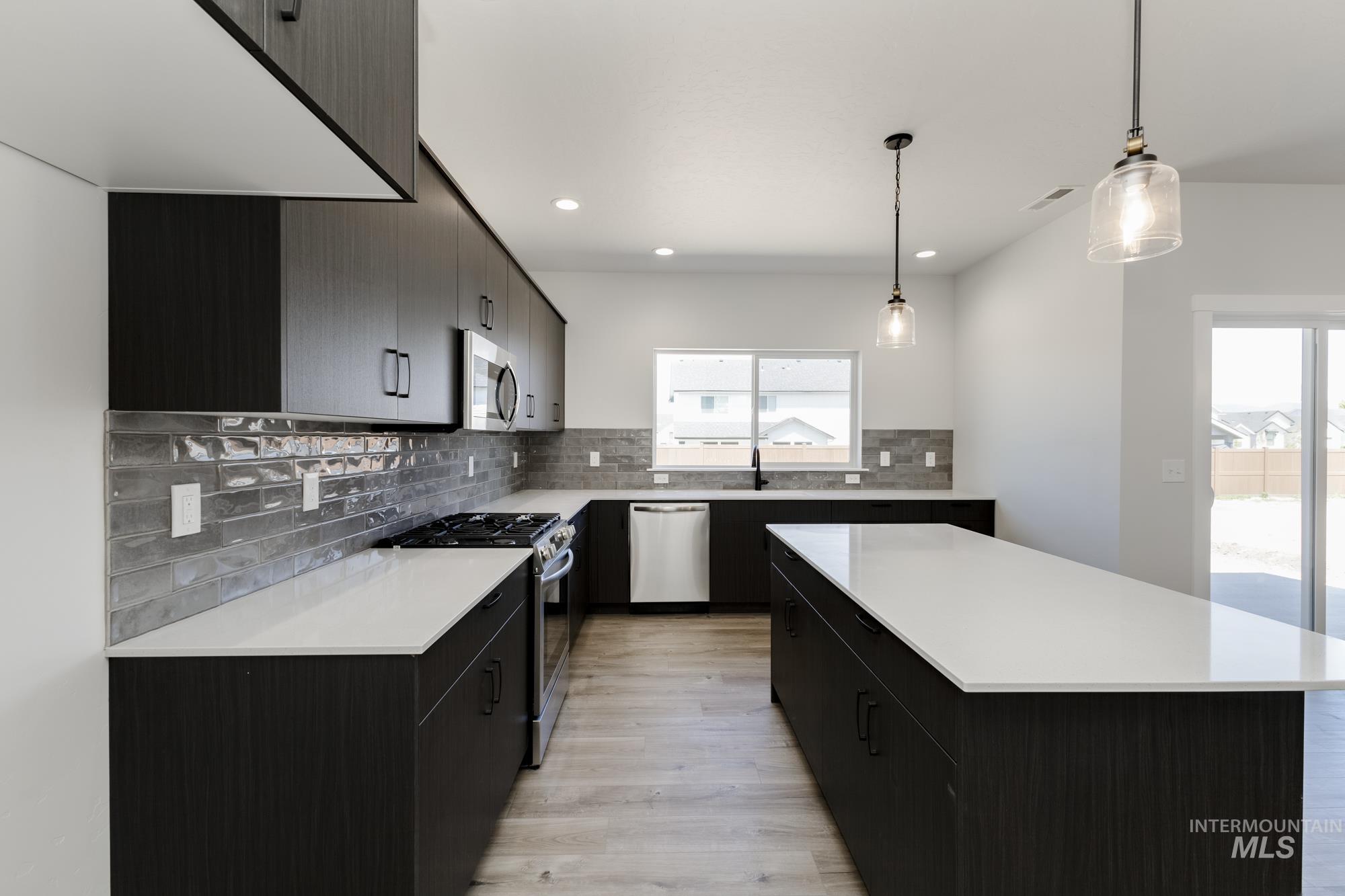 10062 W Lyrical Dr. Property Photo 4