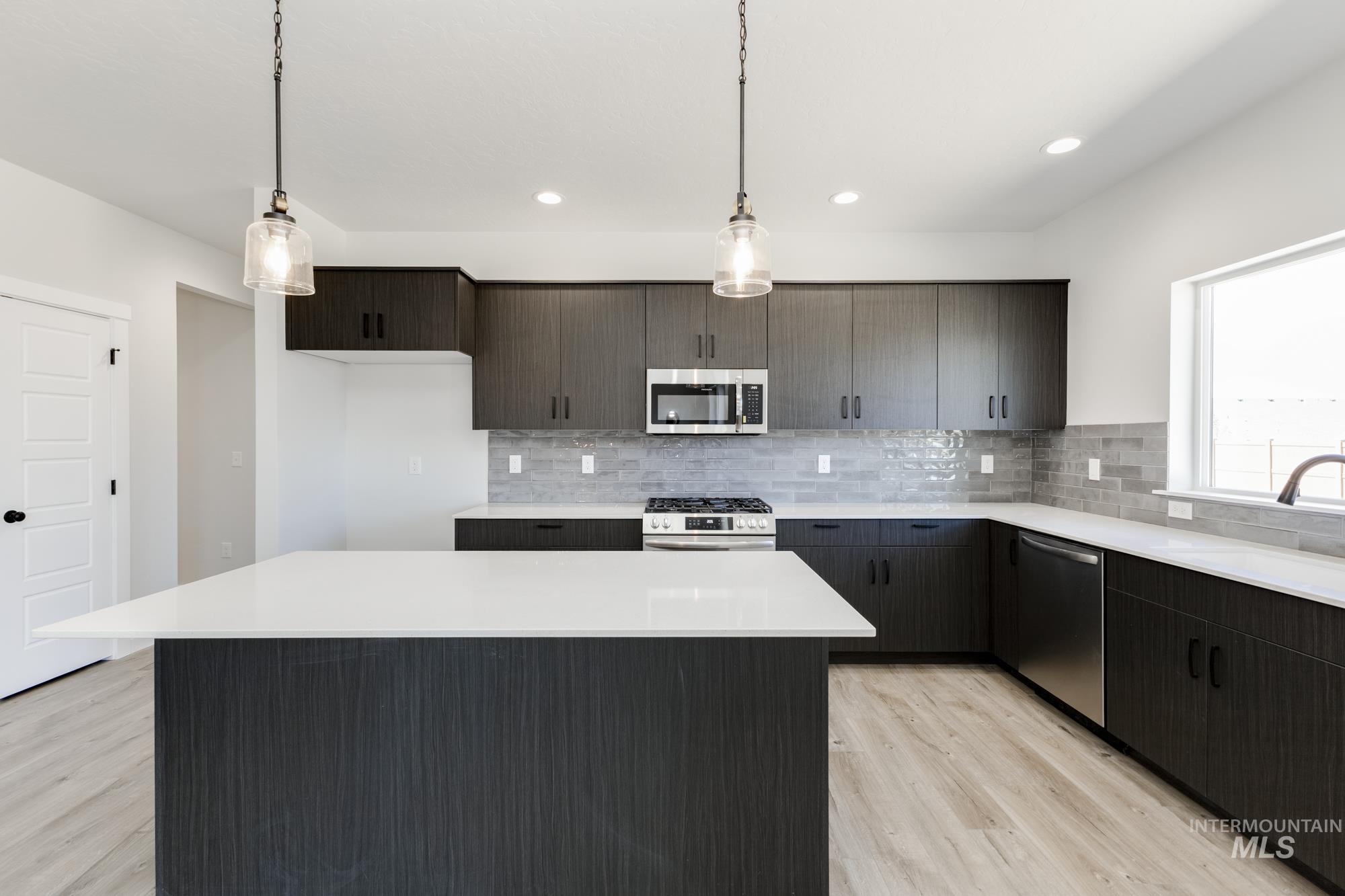 10062 W Lyrical Dr. Property Photo 5