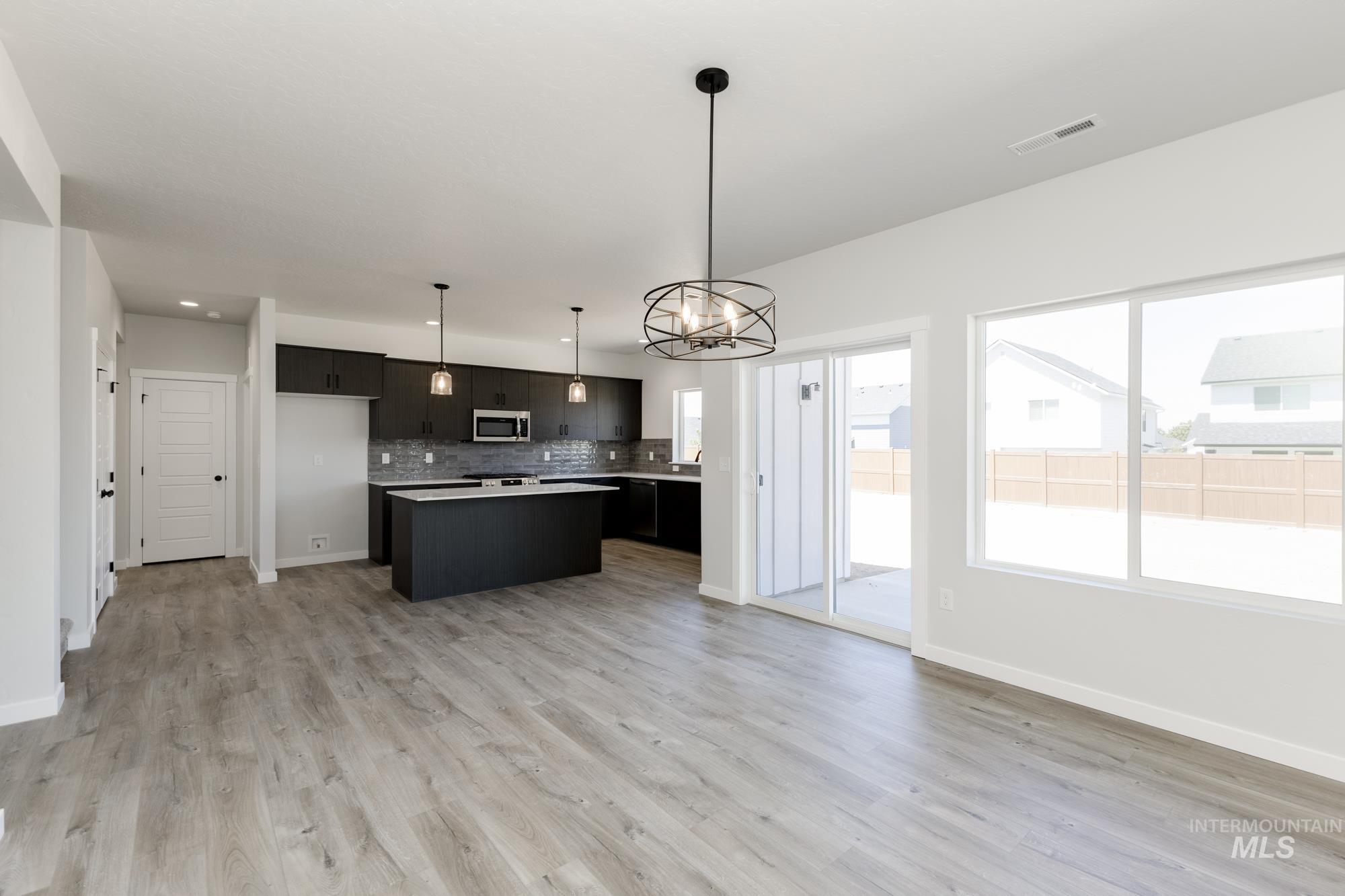 10062 W Lyrical Dr. Property Photo 7