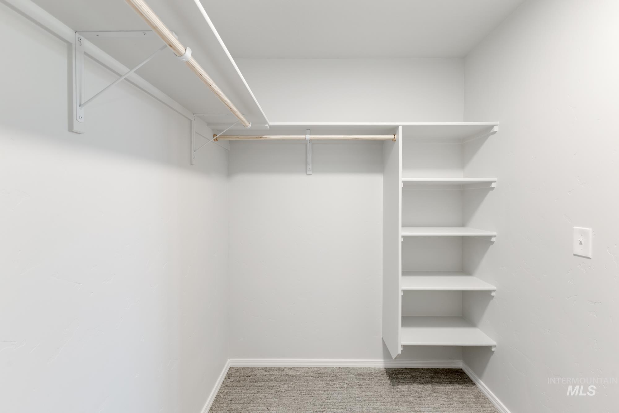 13413 Regrade St Property Photo 25