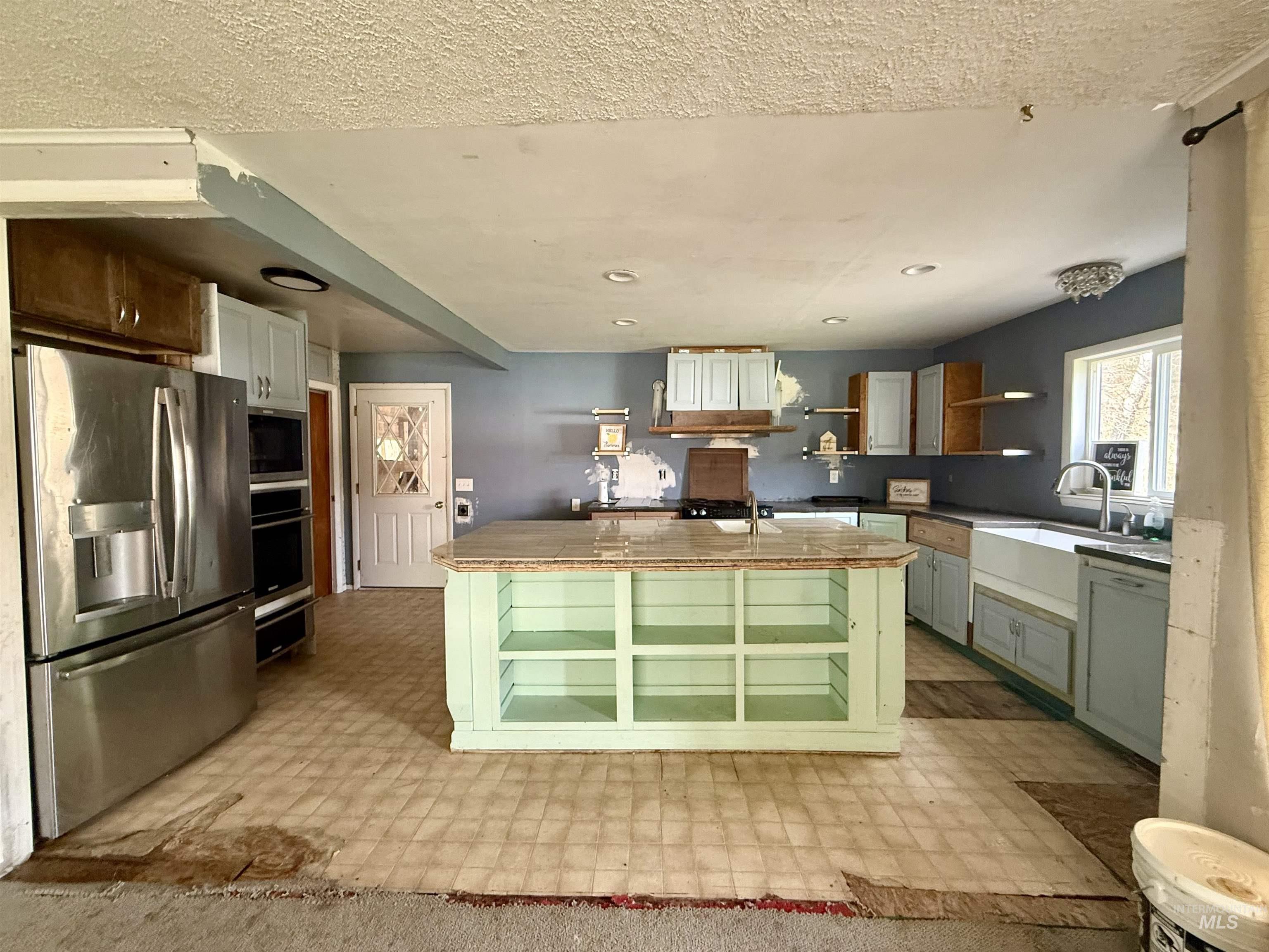 21484 Big Canyon Road Property Photo 6
