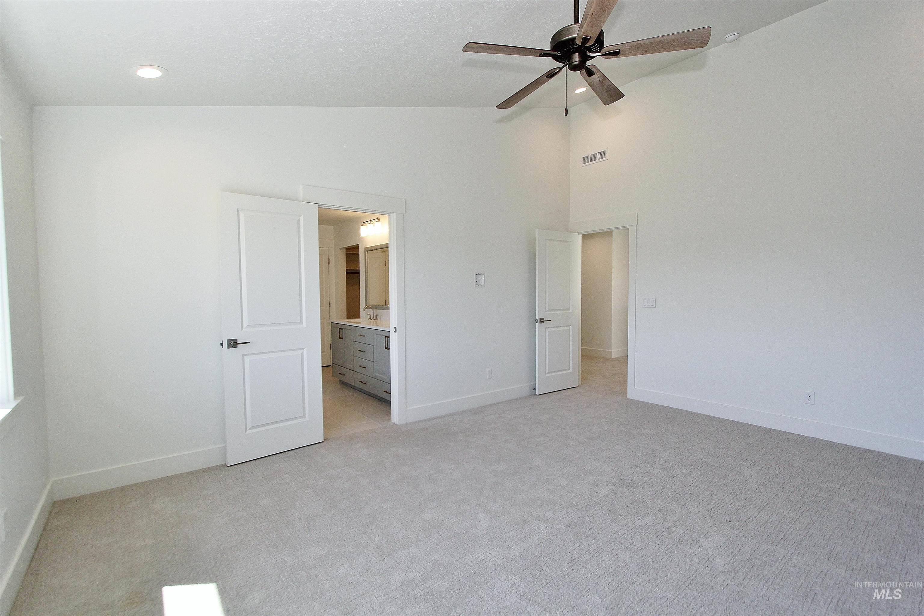 4642 S Hennessy Ave Property Photo 18