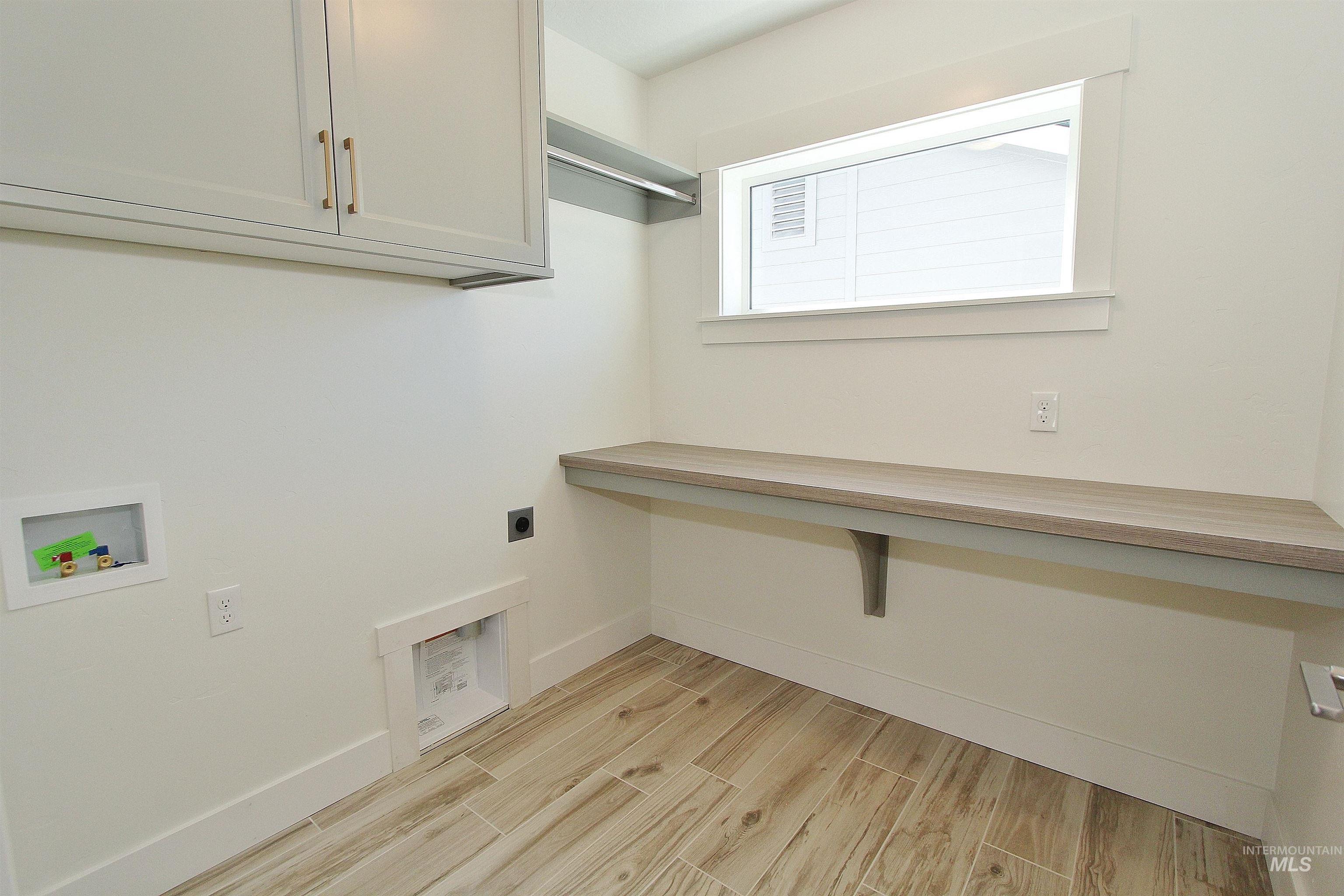 4642 S Hennessy Ave Property Photo 31