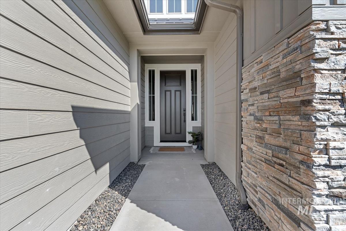 Tbd W Oak Springs Dr. Property Photo 2