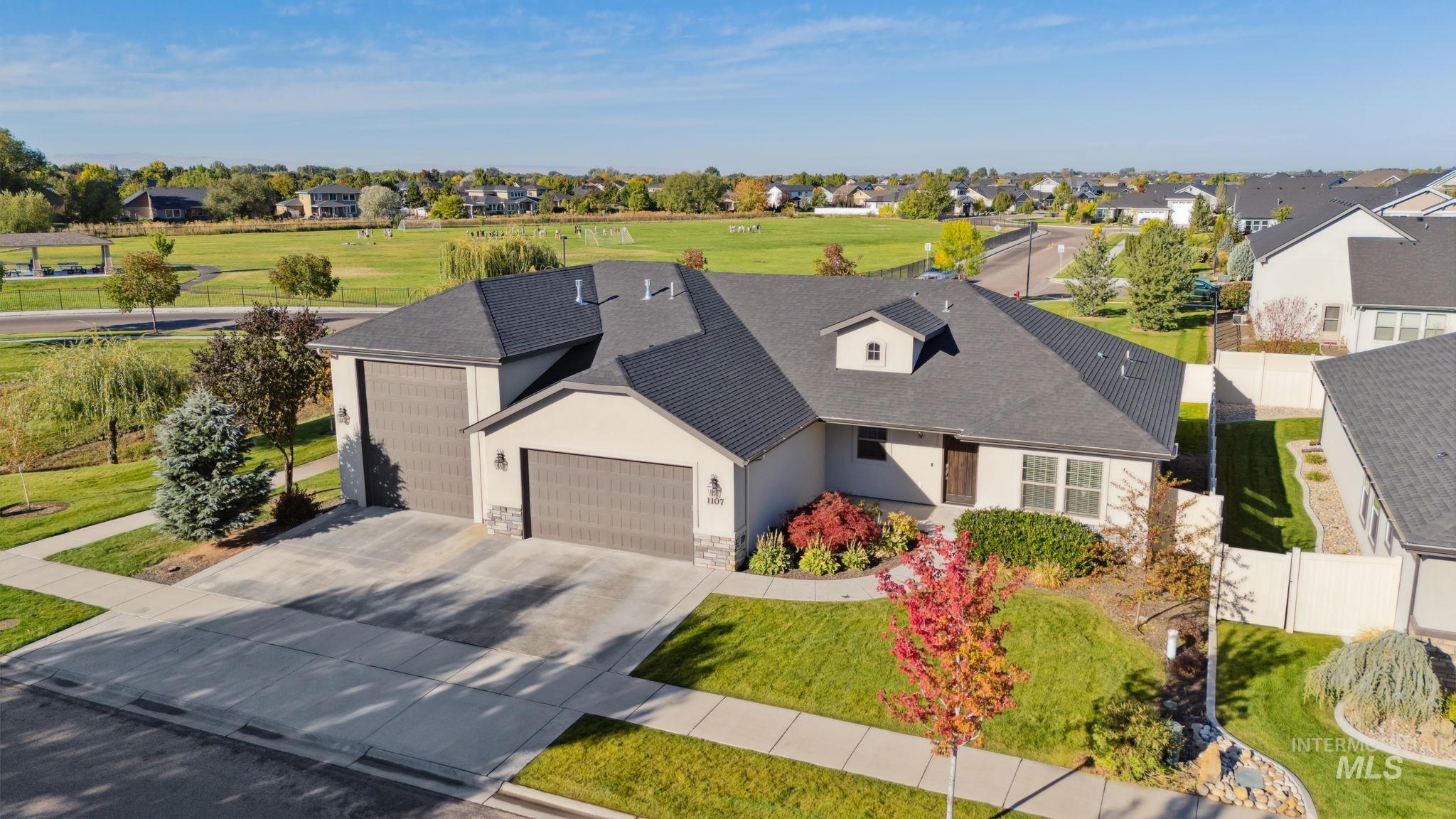 Foxglove Estates Real Estate Listings Main Image