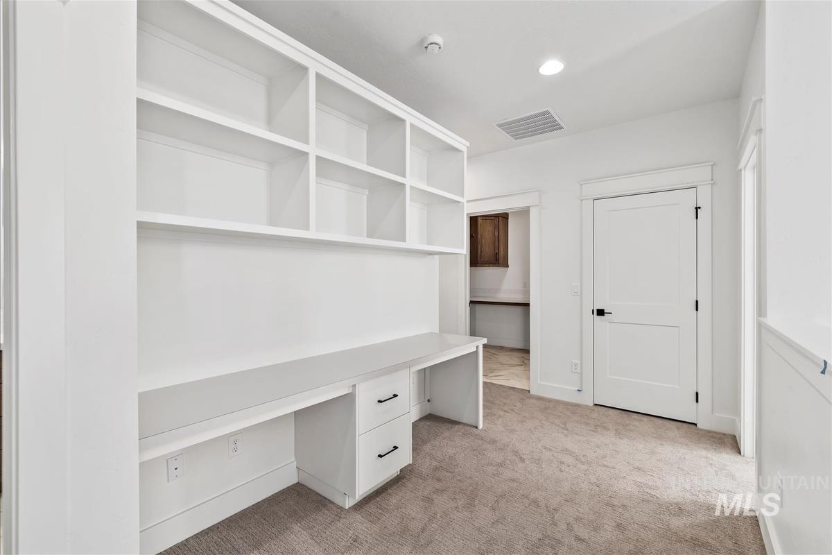 7795 W Daybreak Run Ct Property Photo 14