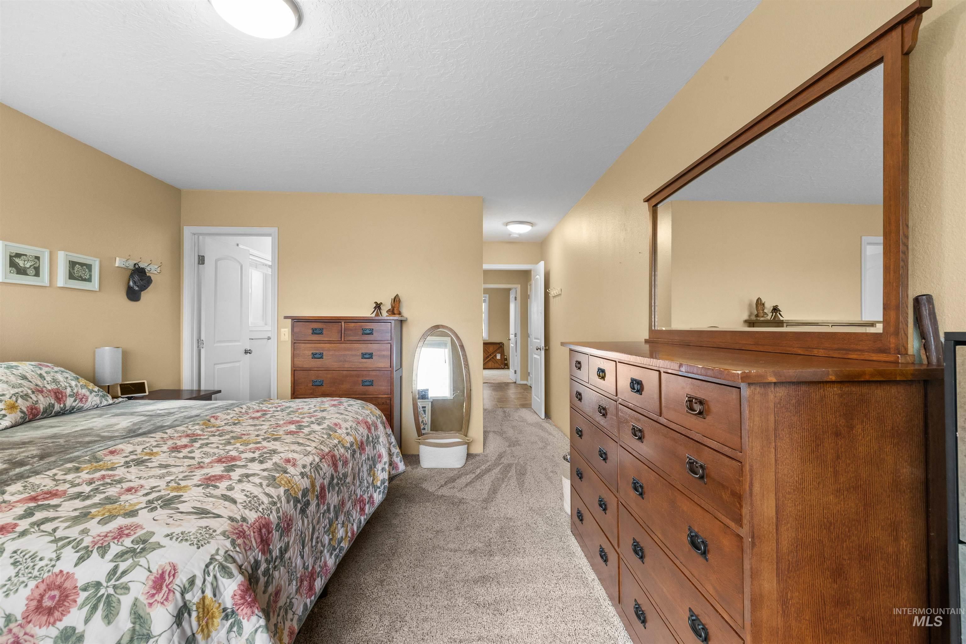 2746 Florence Court Property Photo 15