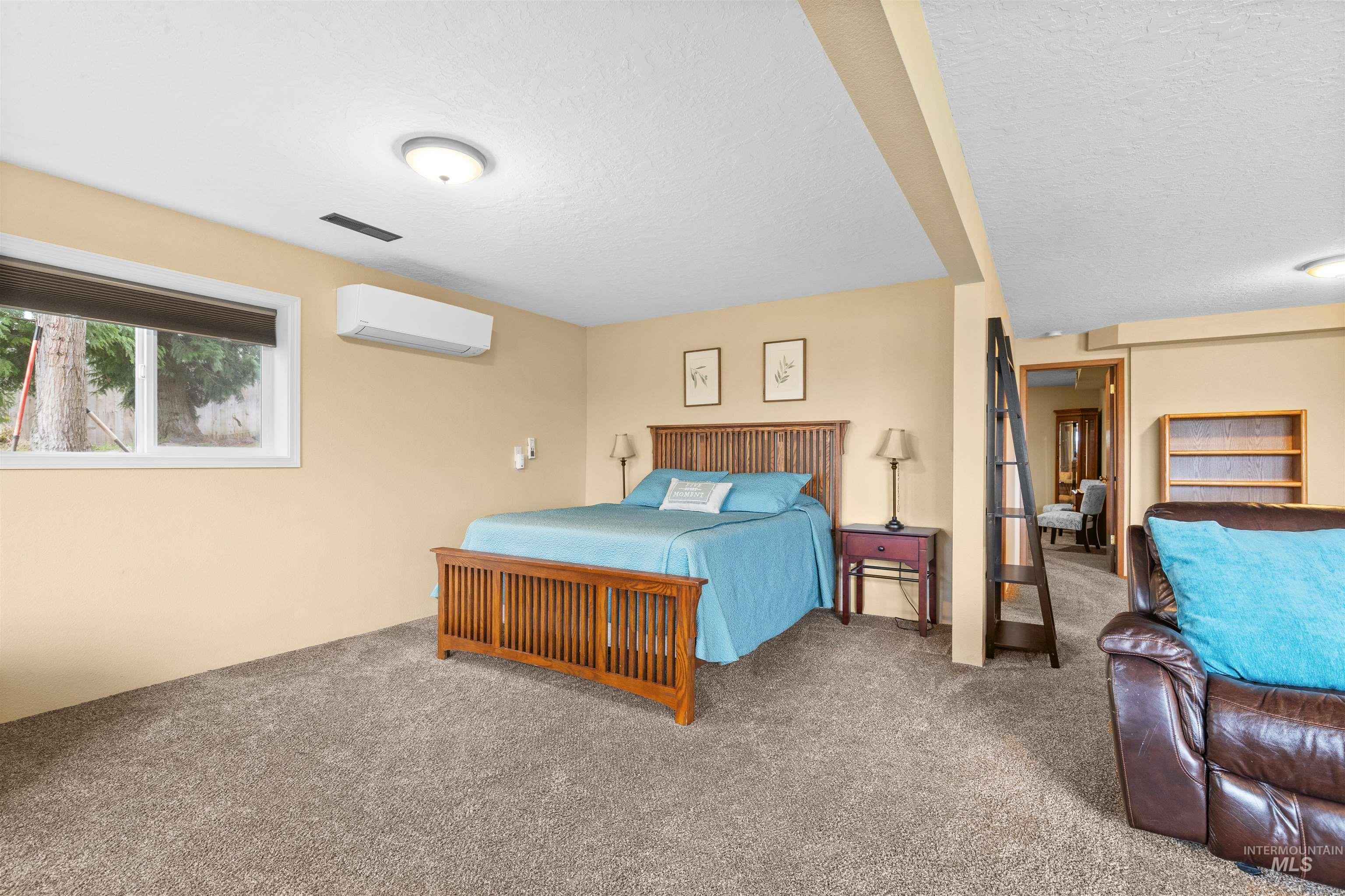 2746 Florence Court Property Photo 32