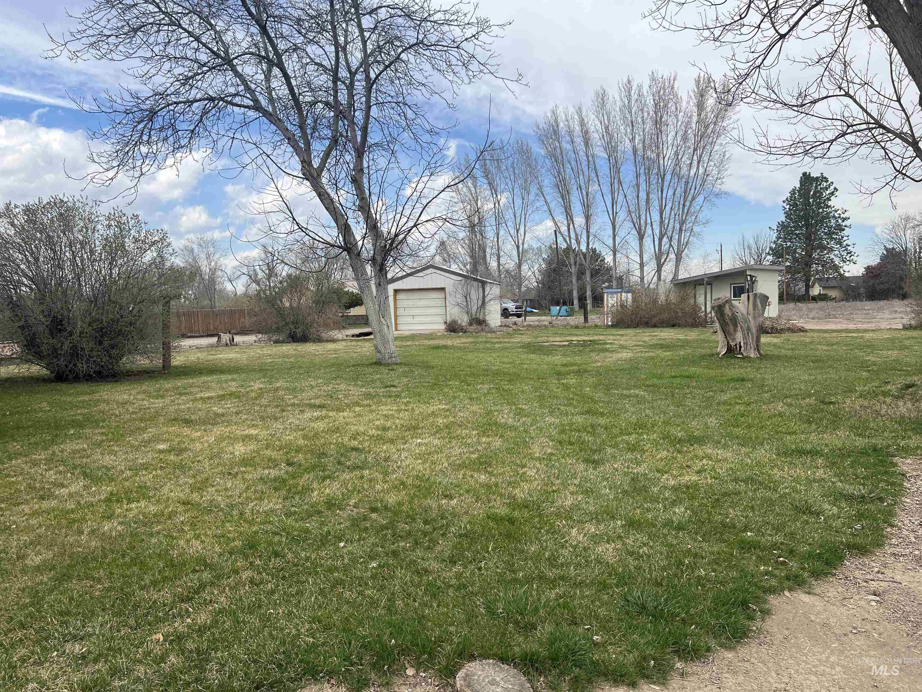1633 Hunter Lane Property Photo 32