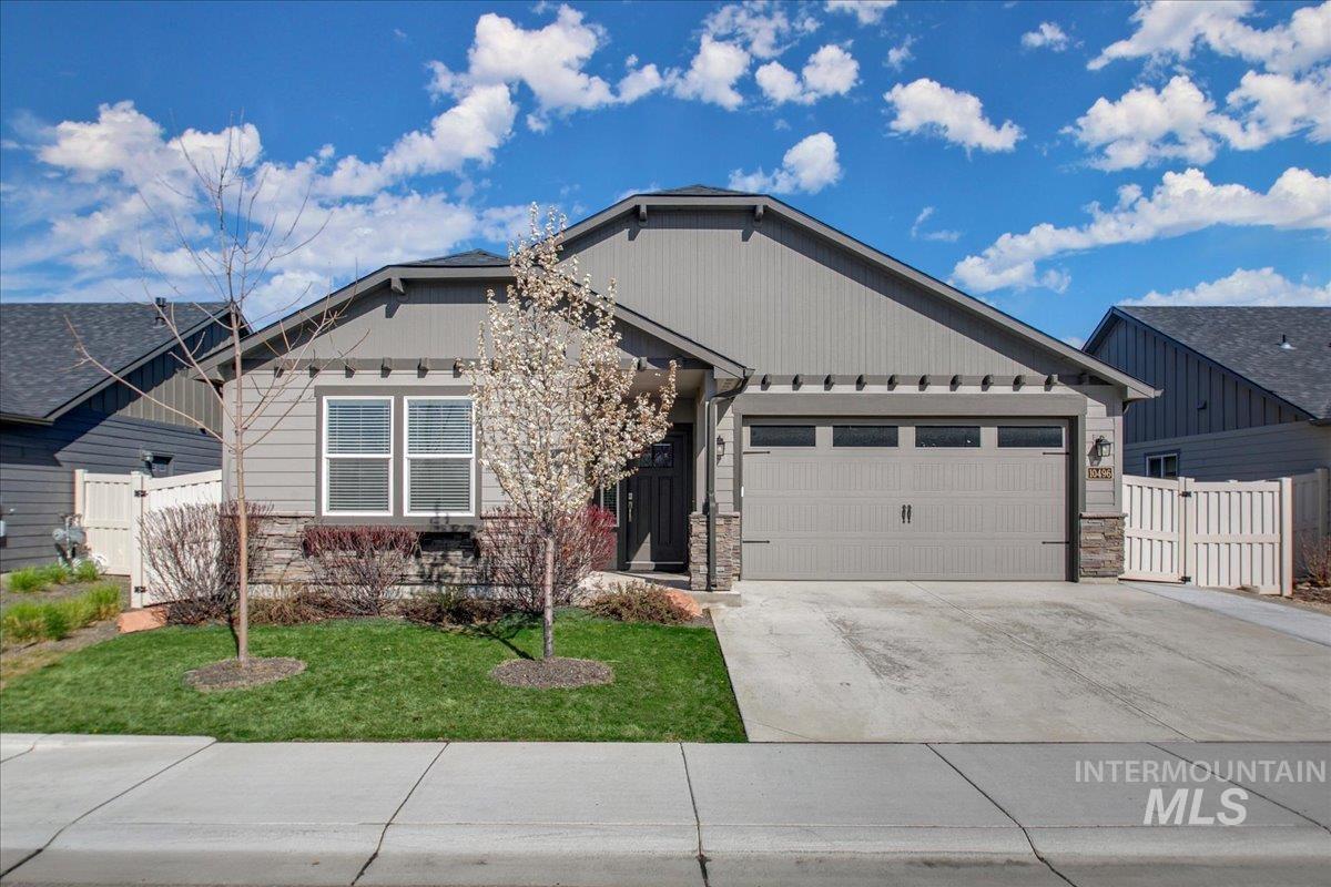 10496 W Daylily Ct. Property Photo 3