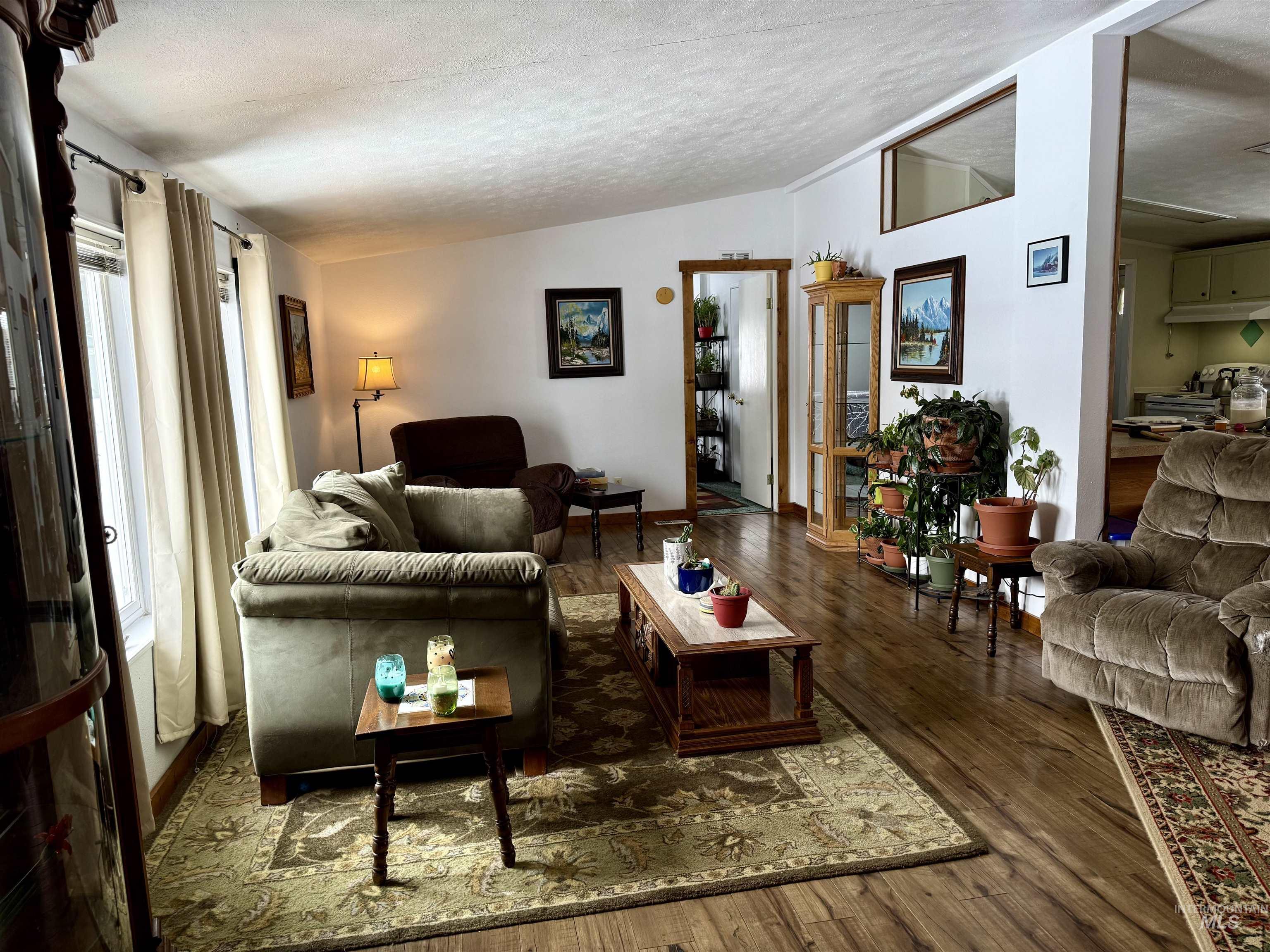 427 Virginia Property Photo 4
