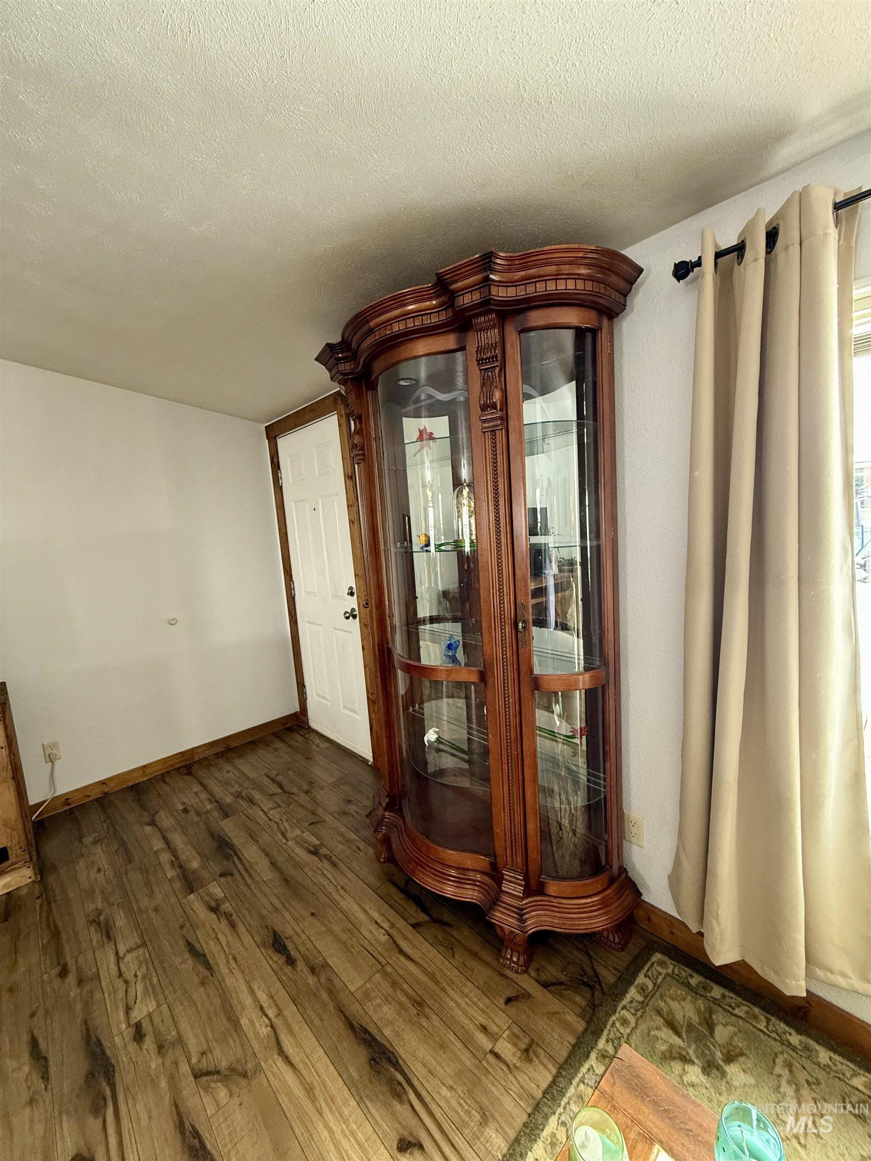 427 Virginia Property Photo 11
