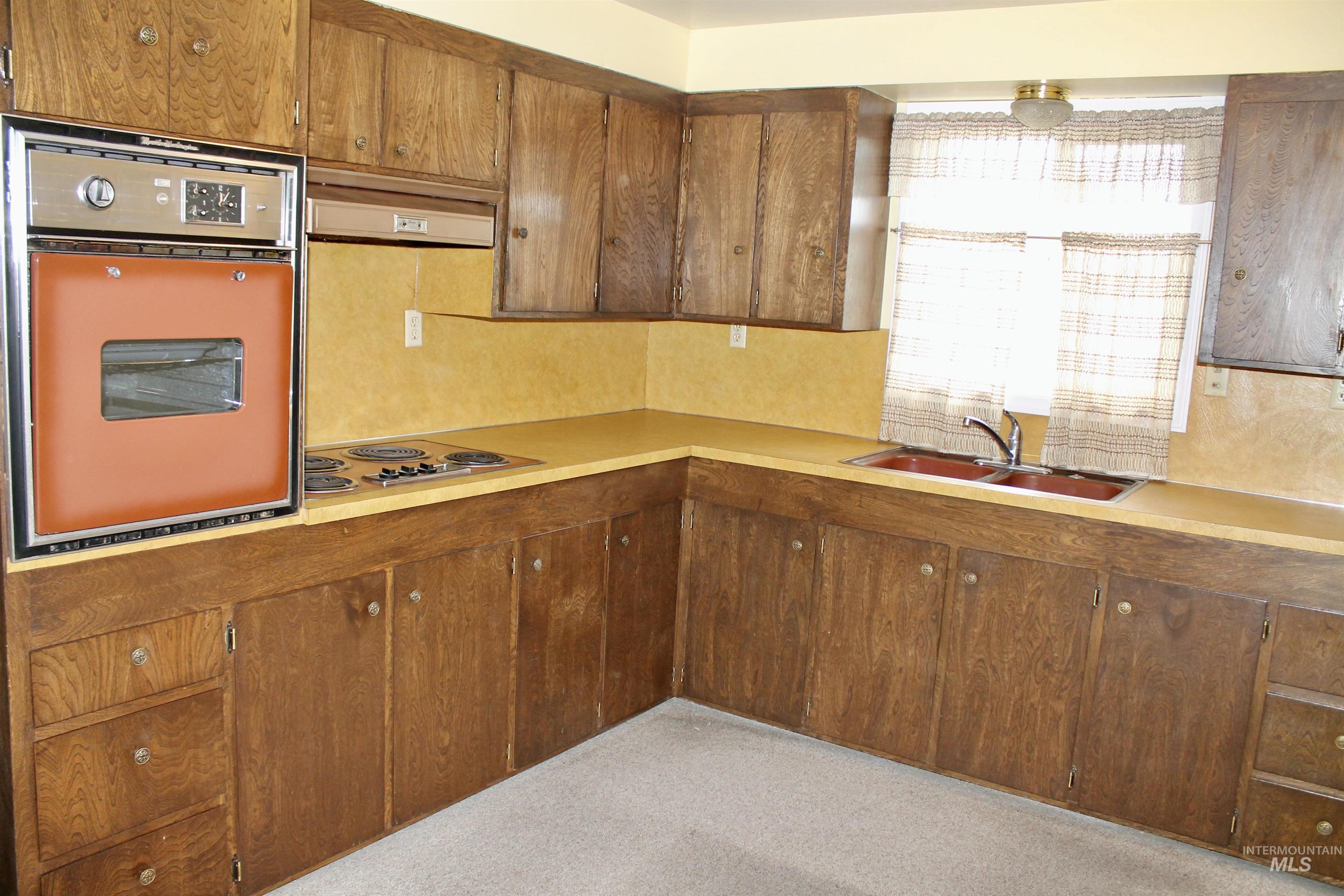 782 Greenwood Dr Property Photo 20