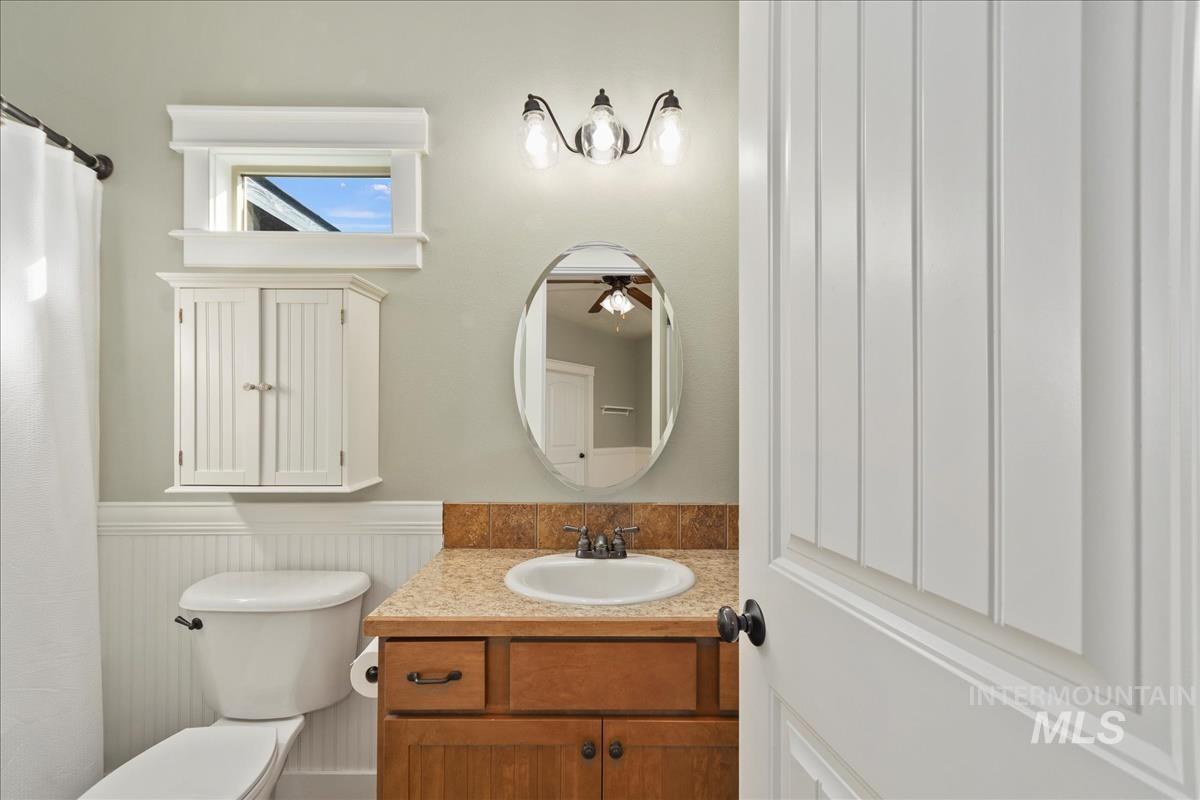 6124 Acheron Ave Property Photo 27