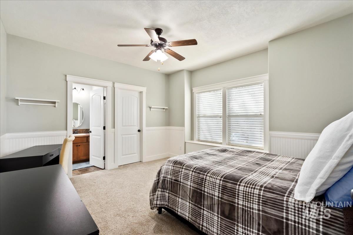 6124 Acheron Ave Property Photo 28