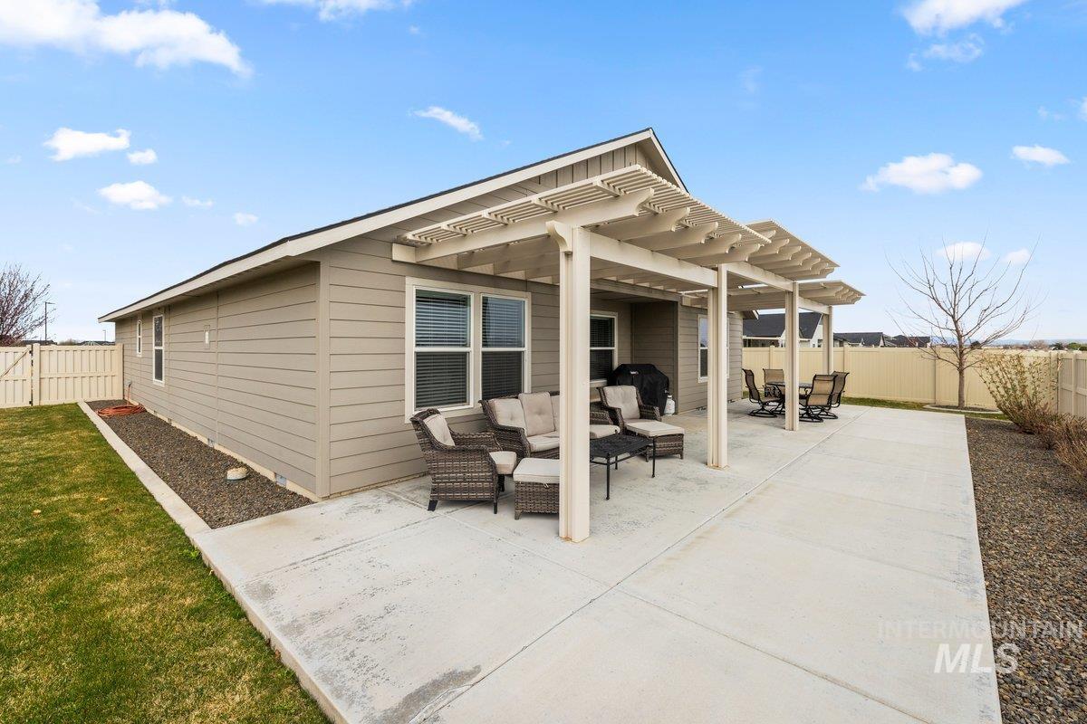 13457 Atlas Property Photo 34