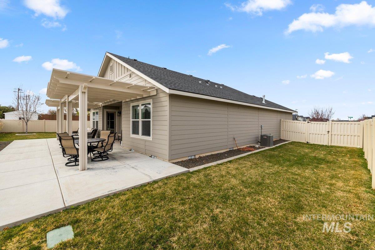 13457 Atlas Property Photo 37