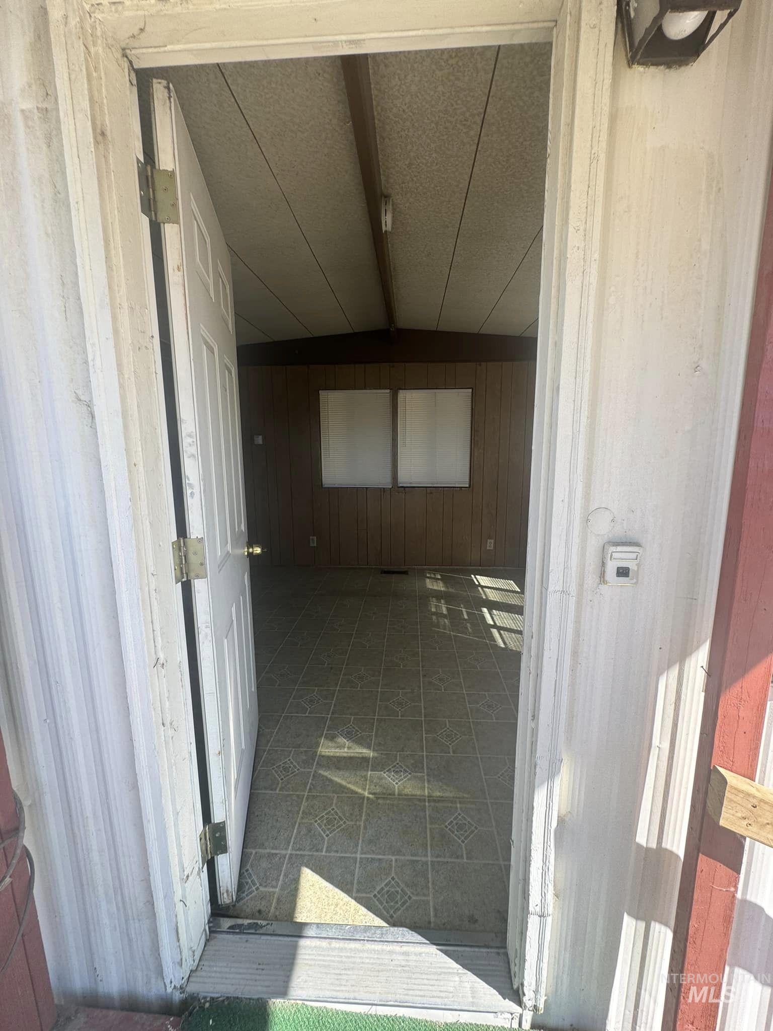 1410 W Flamingo Property Photo 5