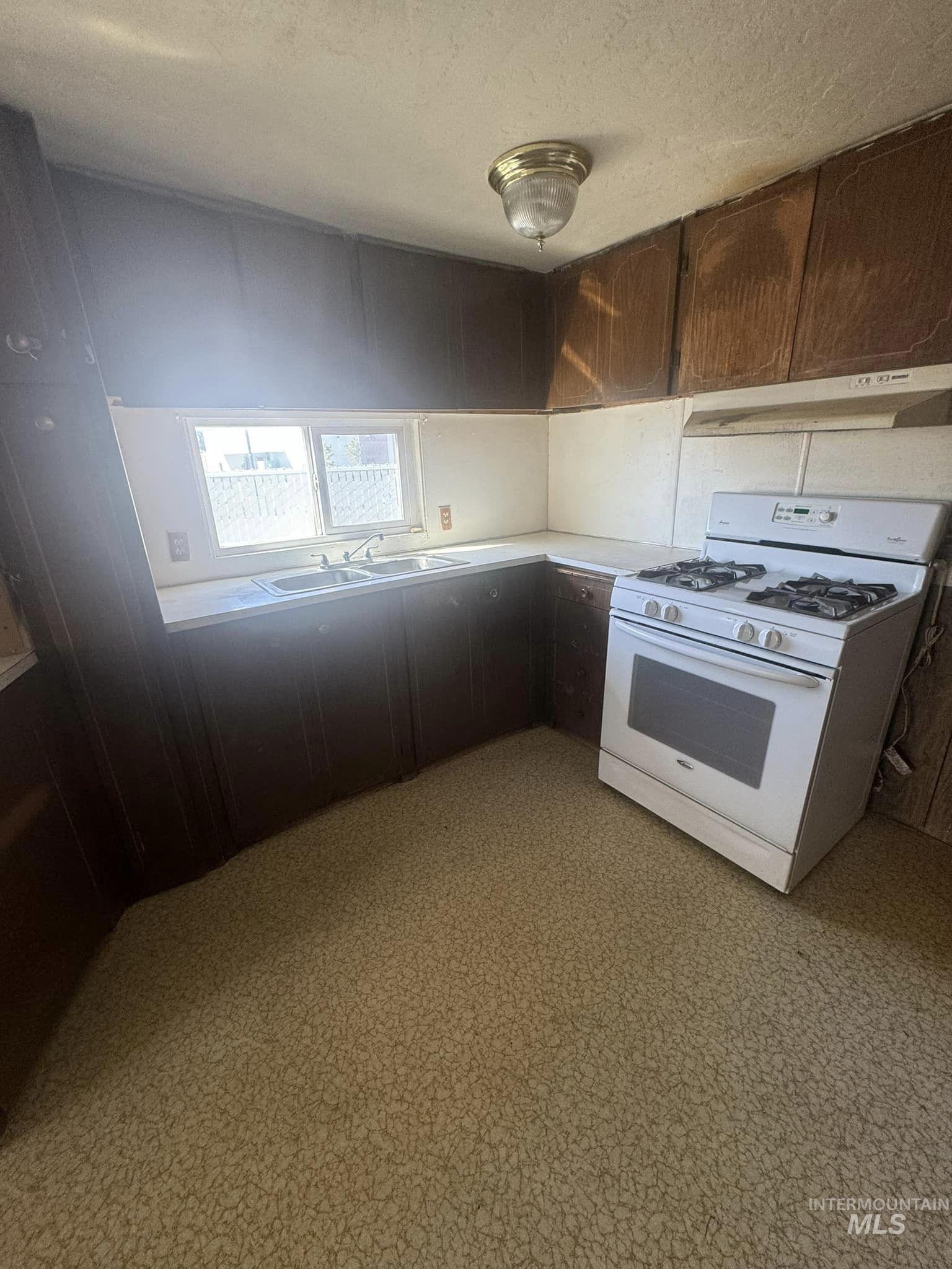 1410 W Flamingo Property Photo 19