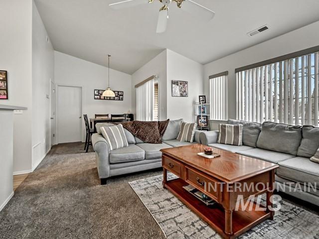 10673 W Halstead Lane Property Photo 6