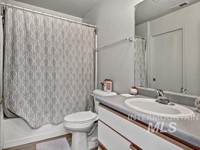 10673 W Halstead Lane Property Photo 17