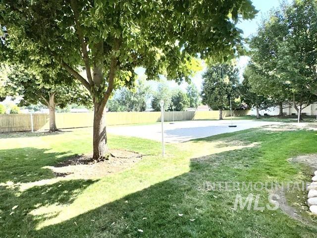 10673 W Halstead Lane Property Photo 41