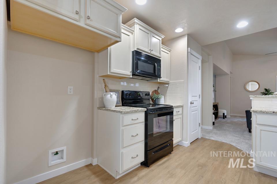250 E Bluelark Property Photo 16