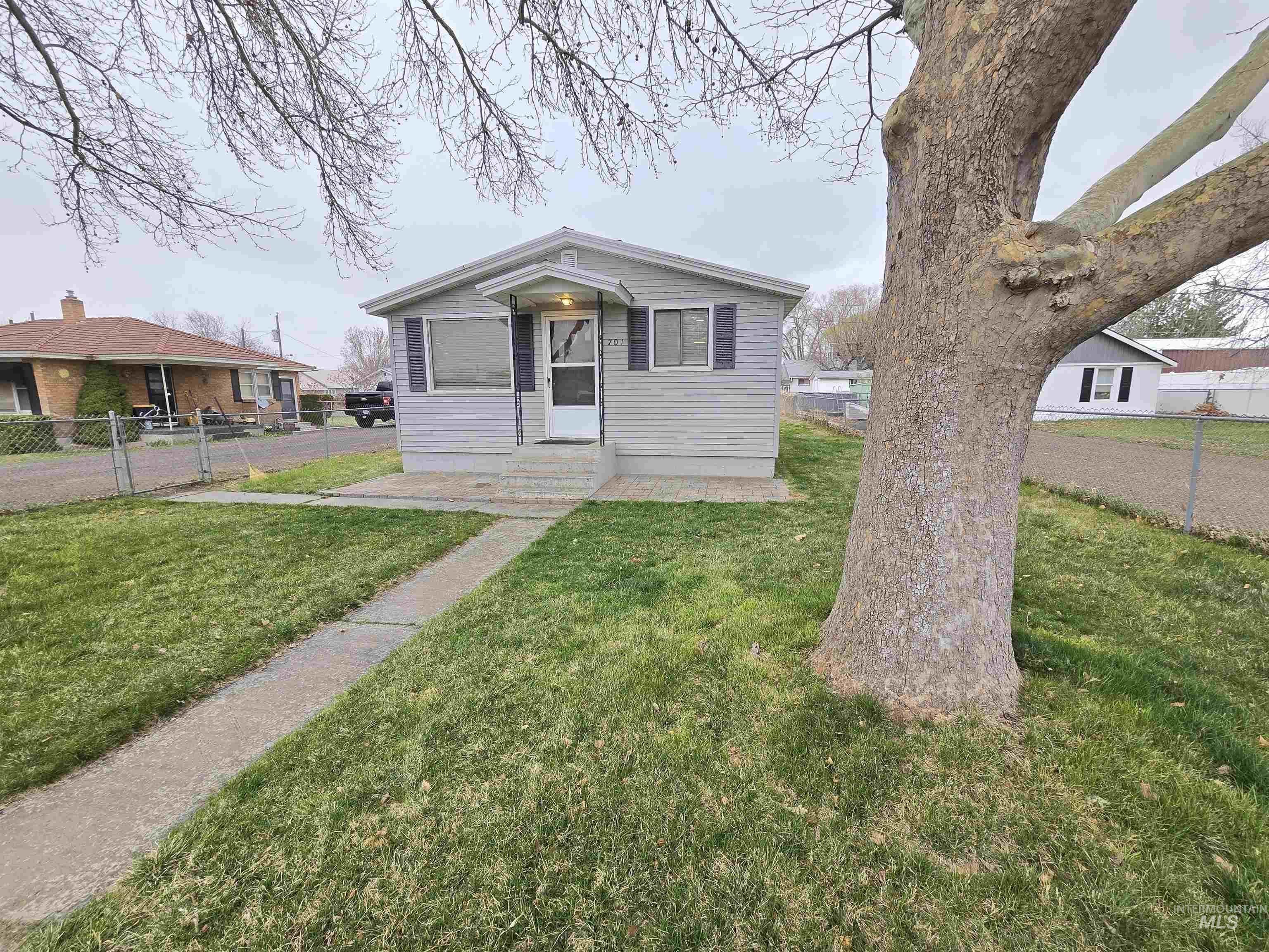 701 Union Ave. Property Photo 2