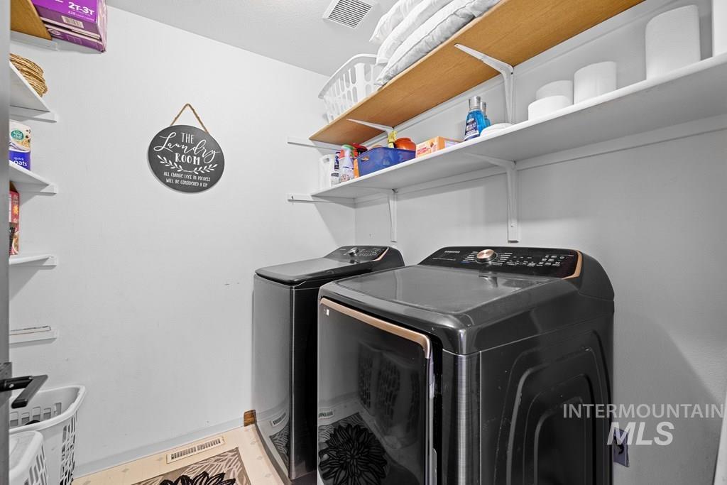 204 W Kerby St. Property Photo 22