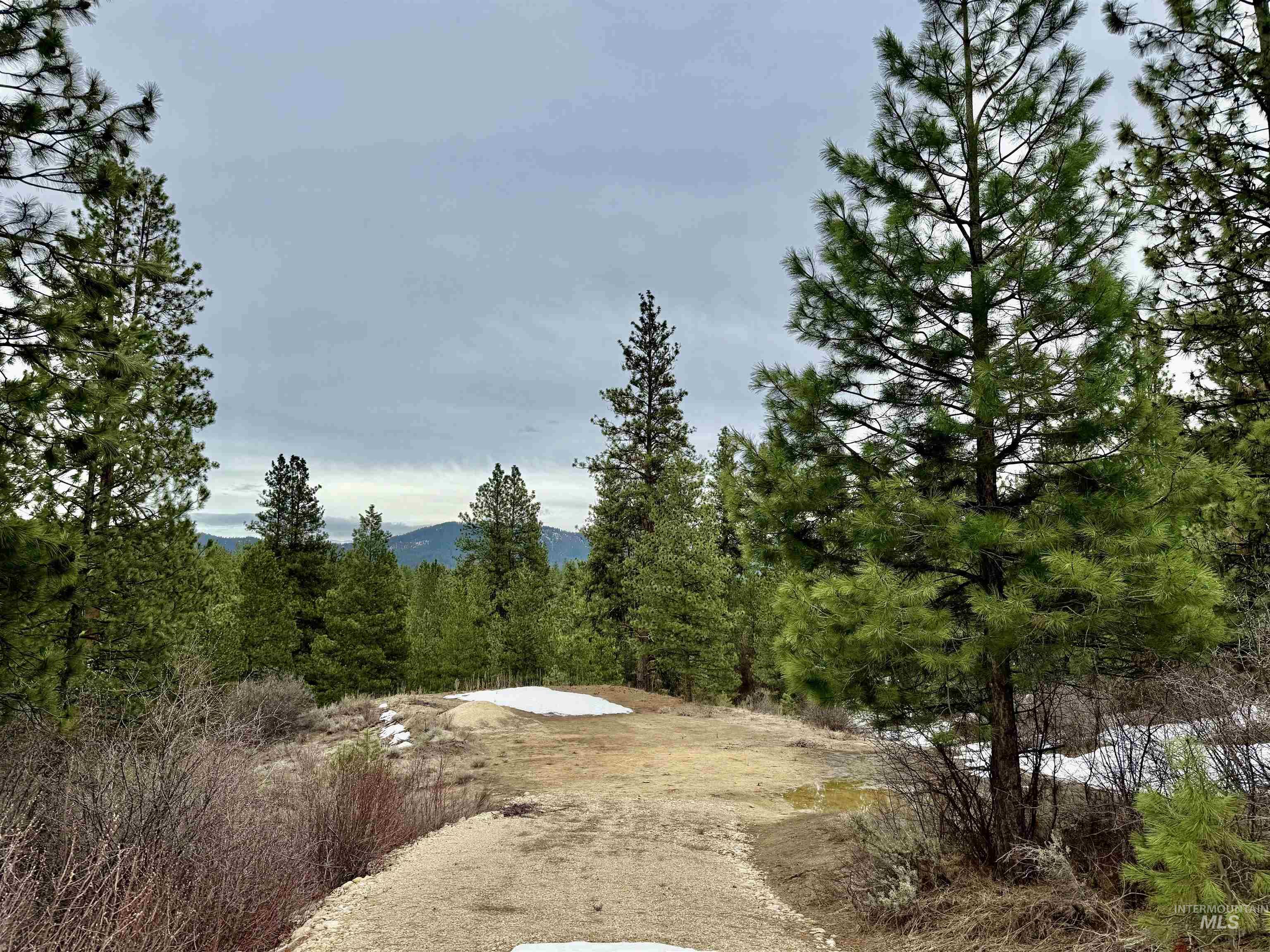 190 Meadow Dr. Lot 16 Property Photo