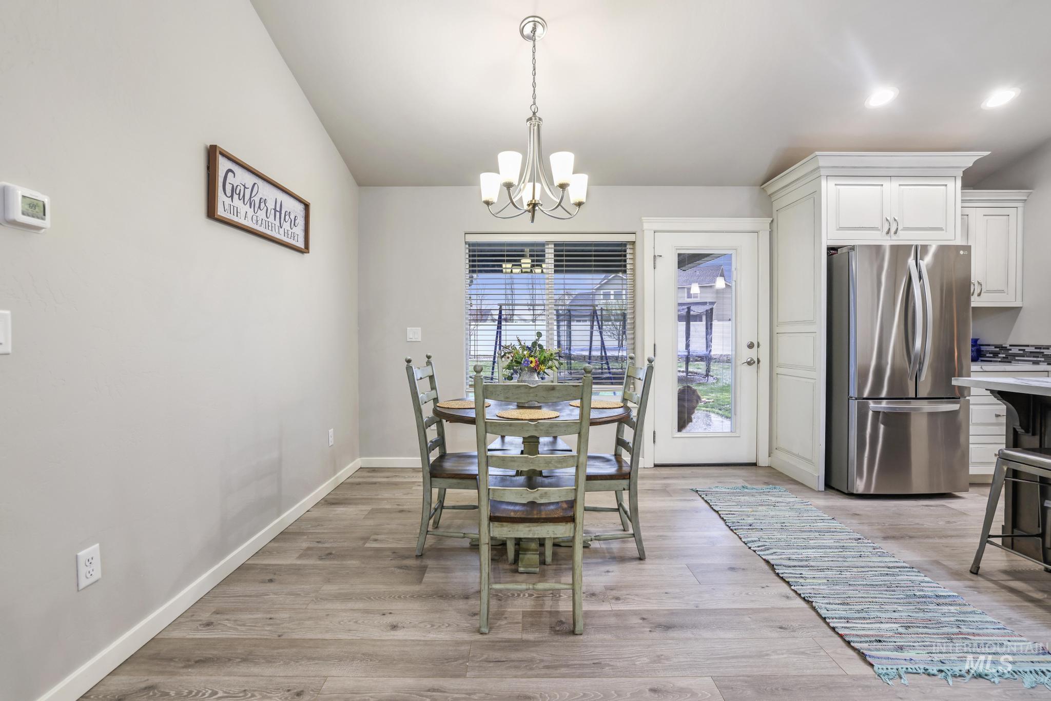 725 Visitors Road Property Photo 13