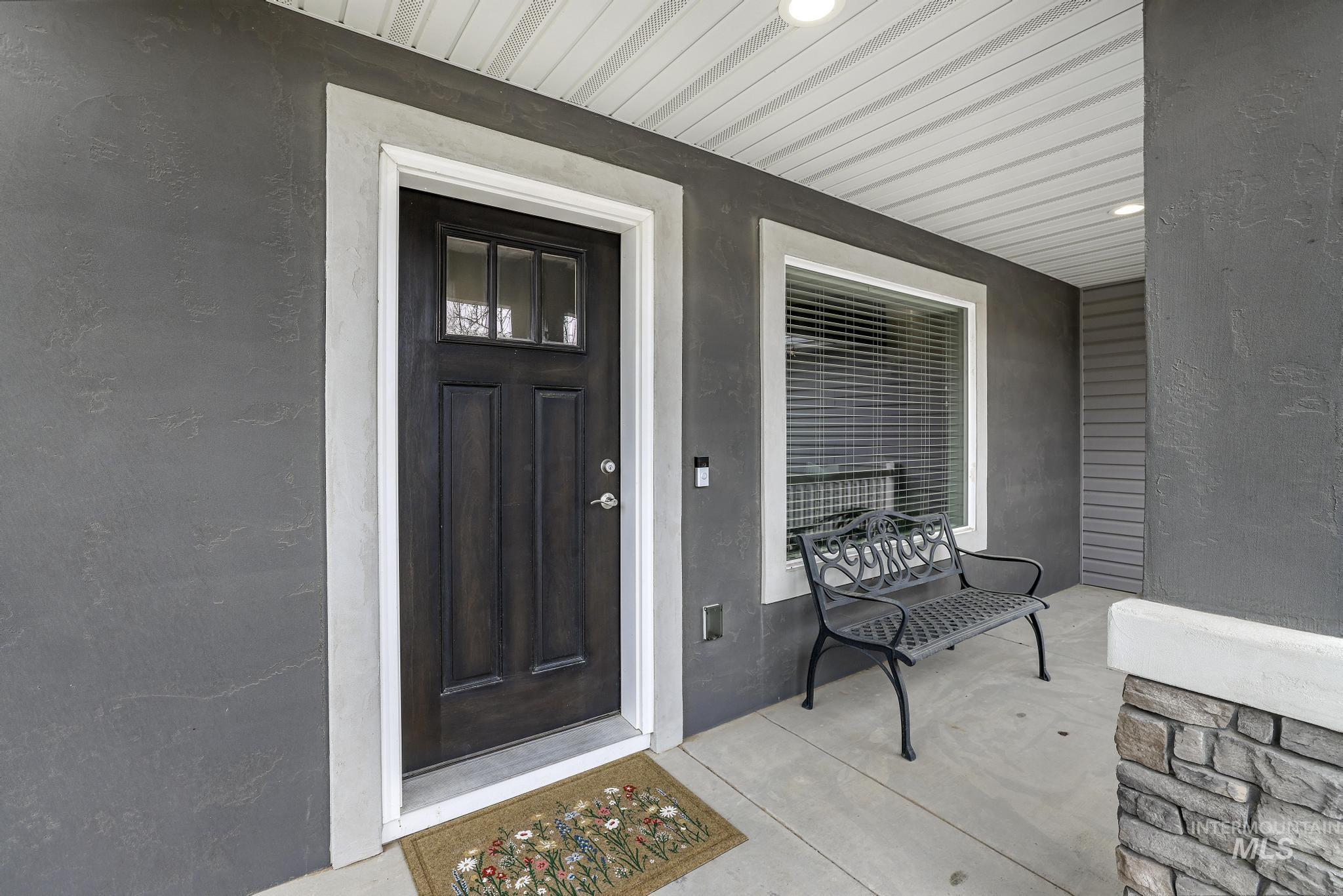 725 Visitors Road Property Photo 30