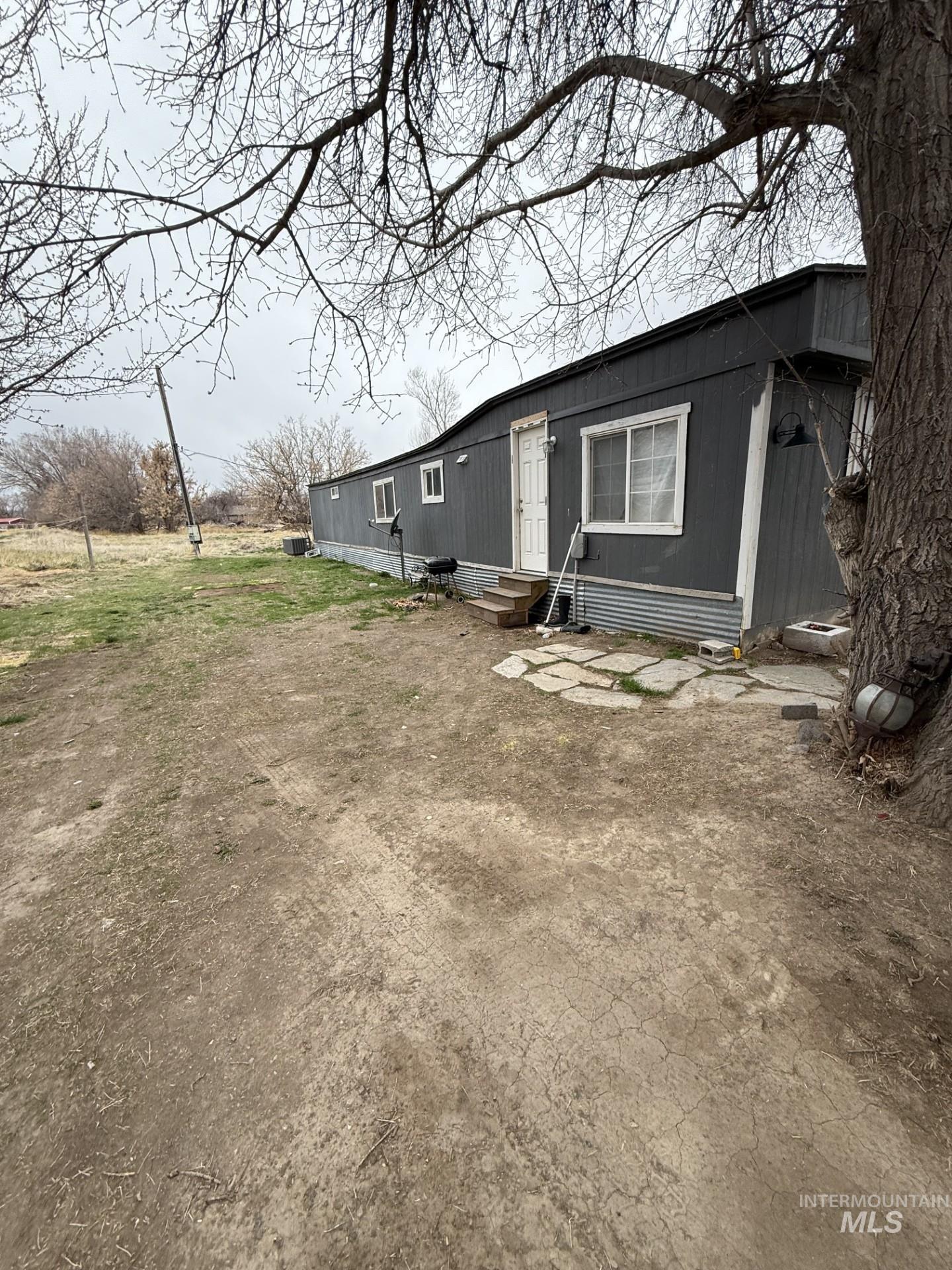 145 N Church Ave Property Photo