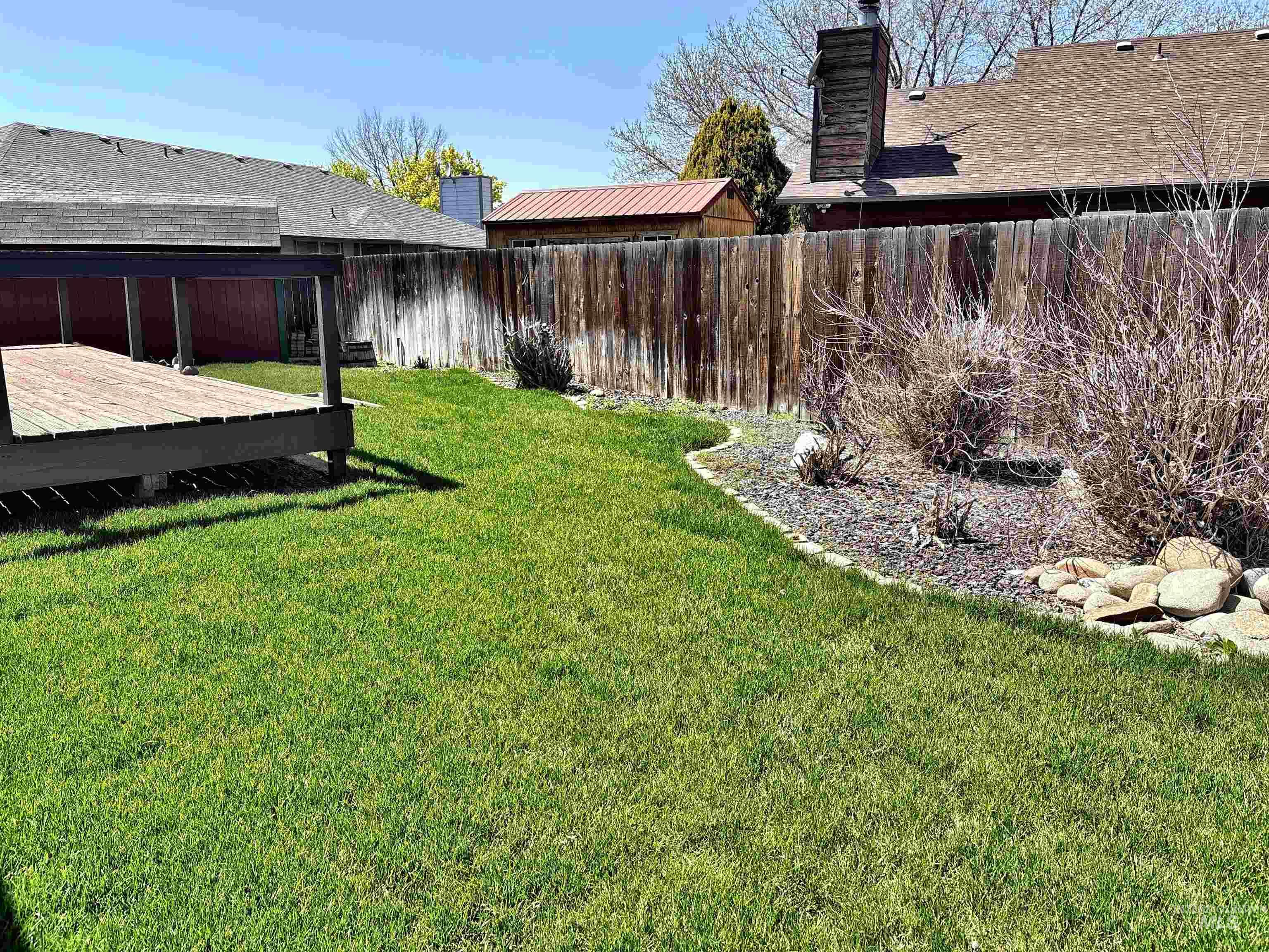 1655 Castle Way Property Photo 36