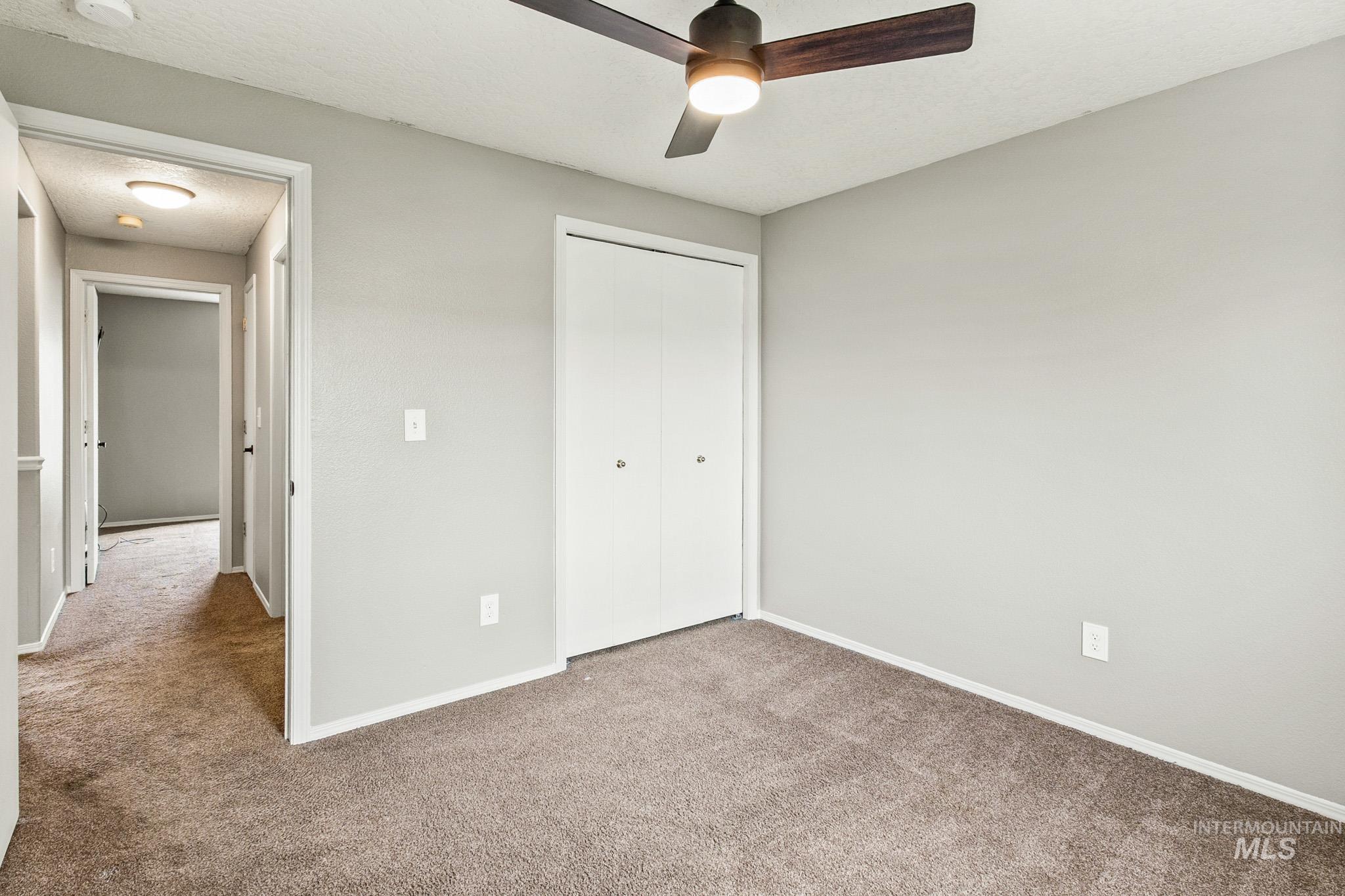 1802 Silver Loop Property Photo 23