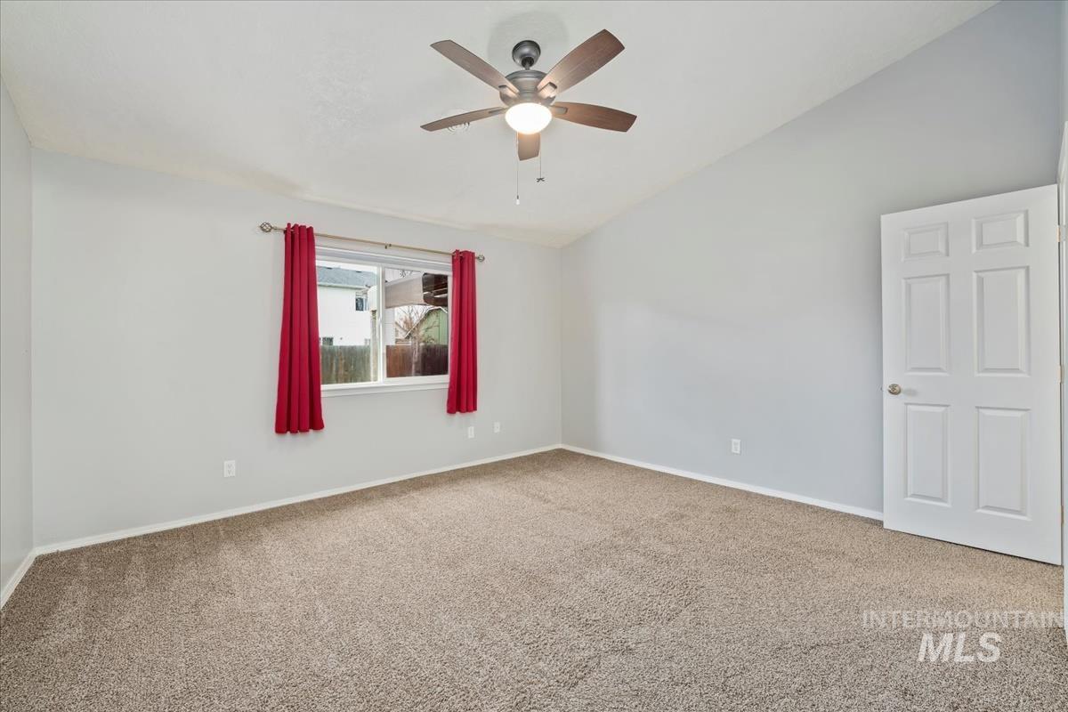 2009 Queen Anne Drive Property Photo 21