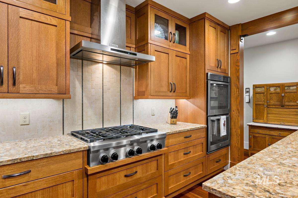 1460 Crown Point Parkway Property Photo 14