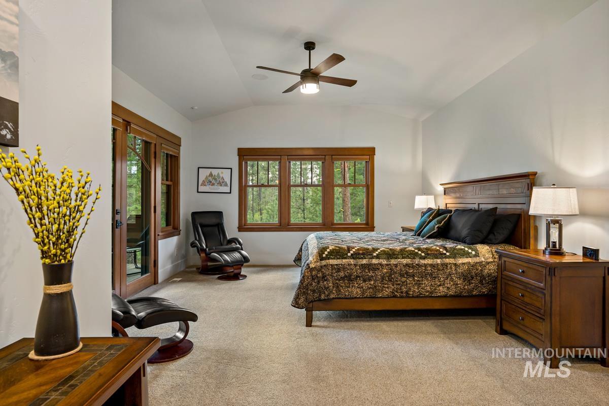 1460 Crown Point Parkway Property Photo 21