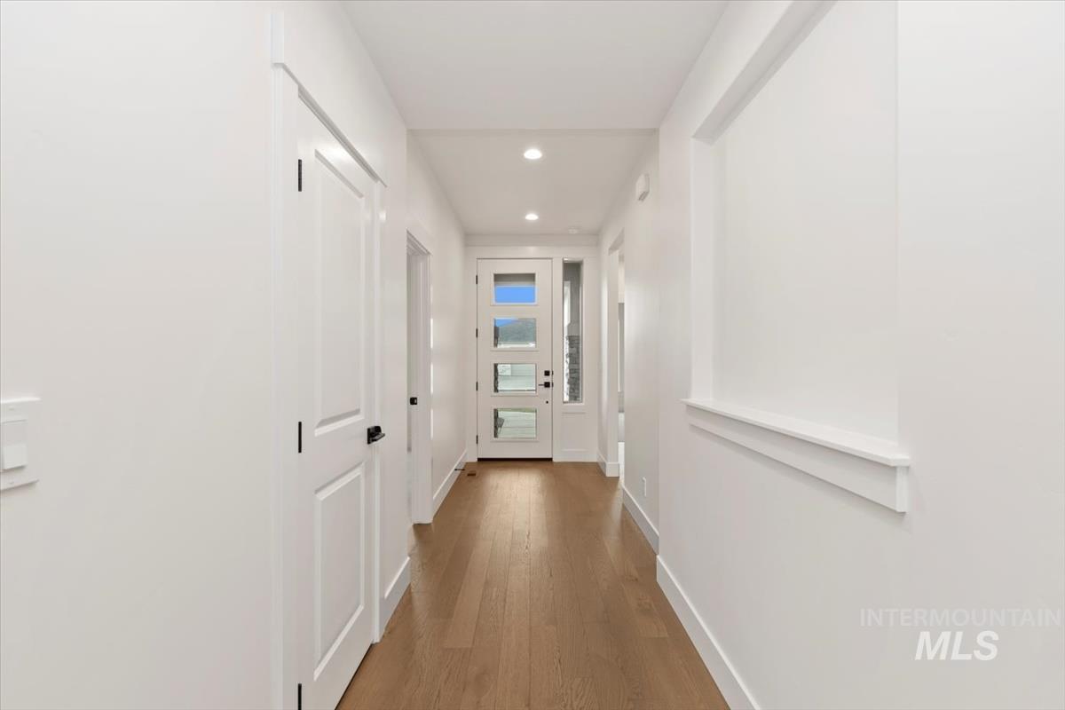 104 S Ryde Ave Property Photo 6