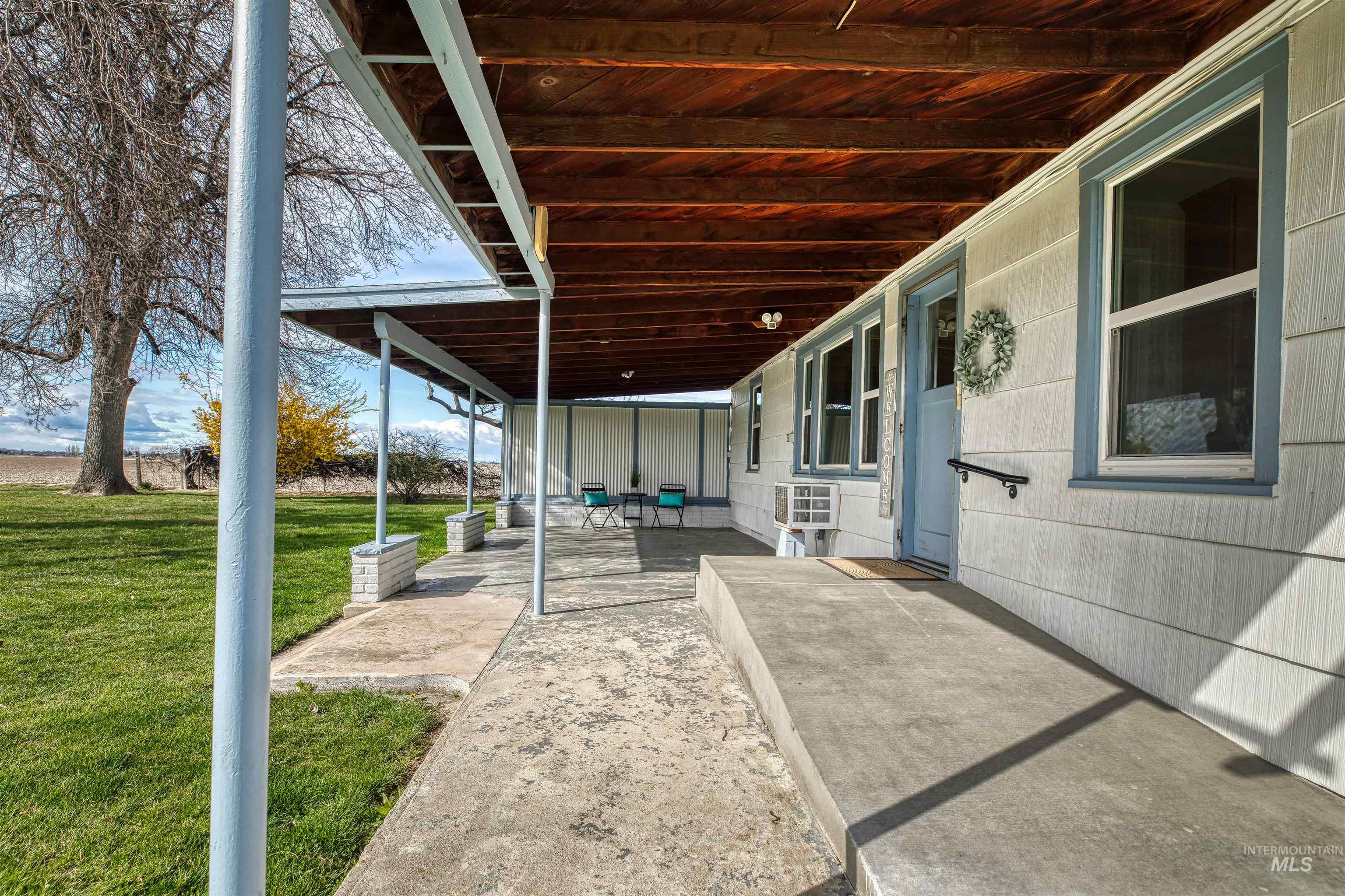 16031 Pride Lane Property Photo 5