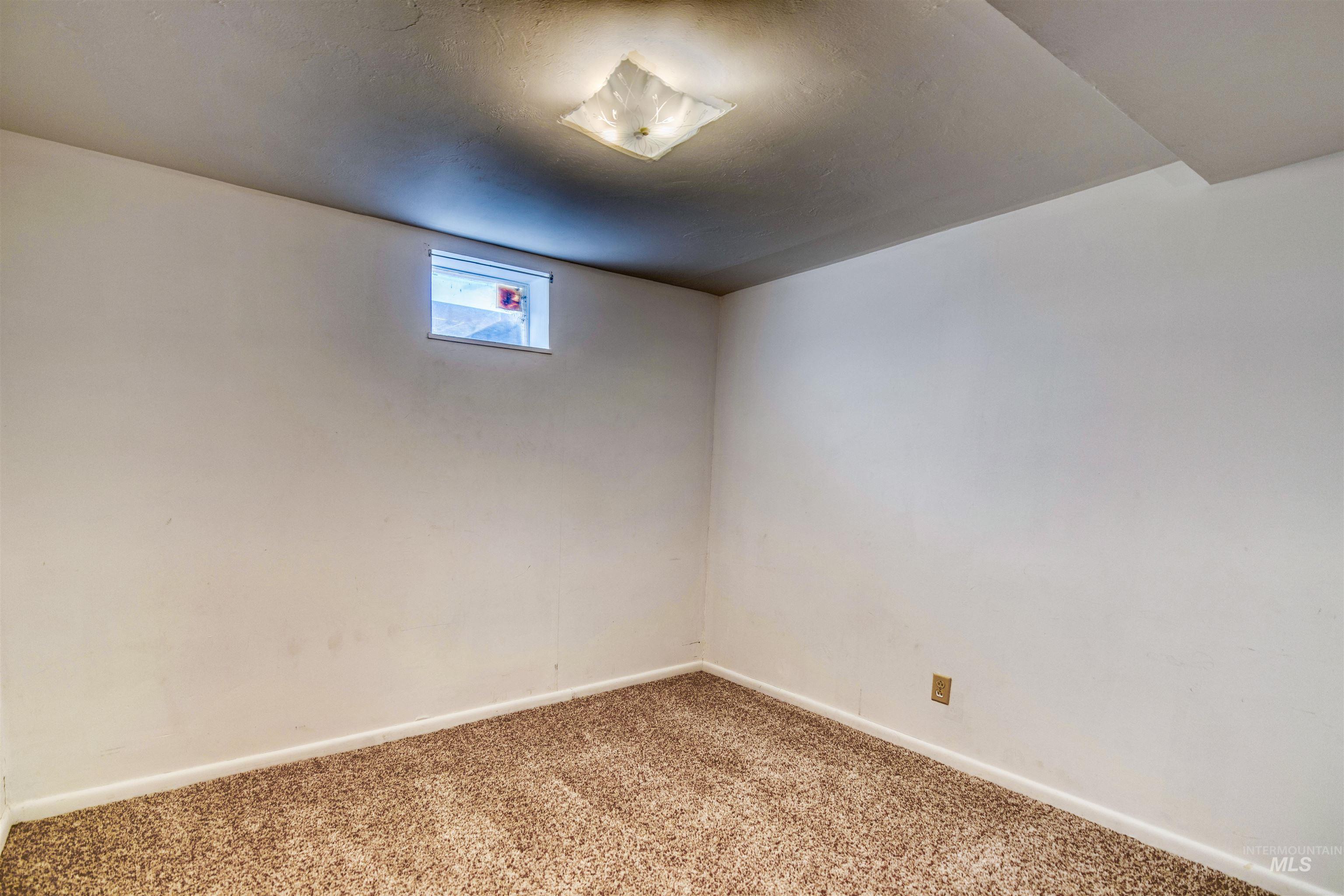16031 Pride Lane Property Photo 30
