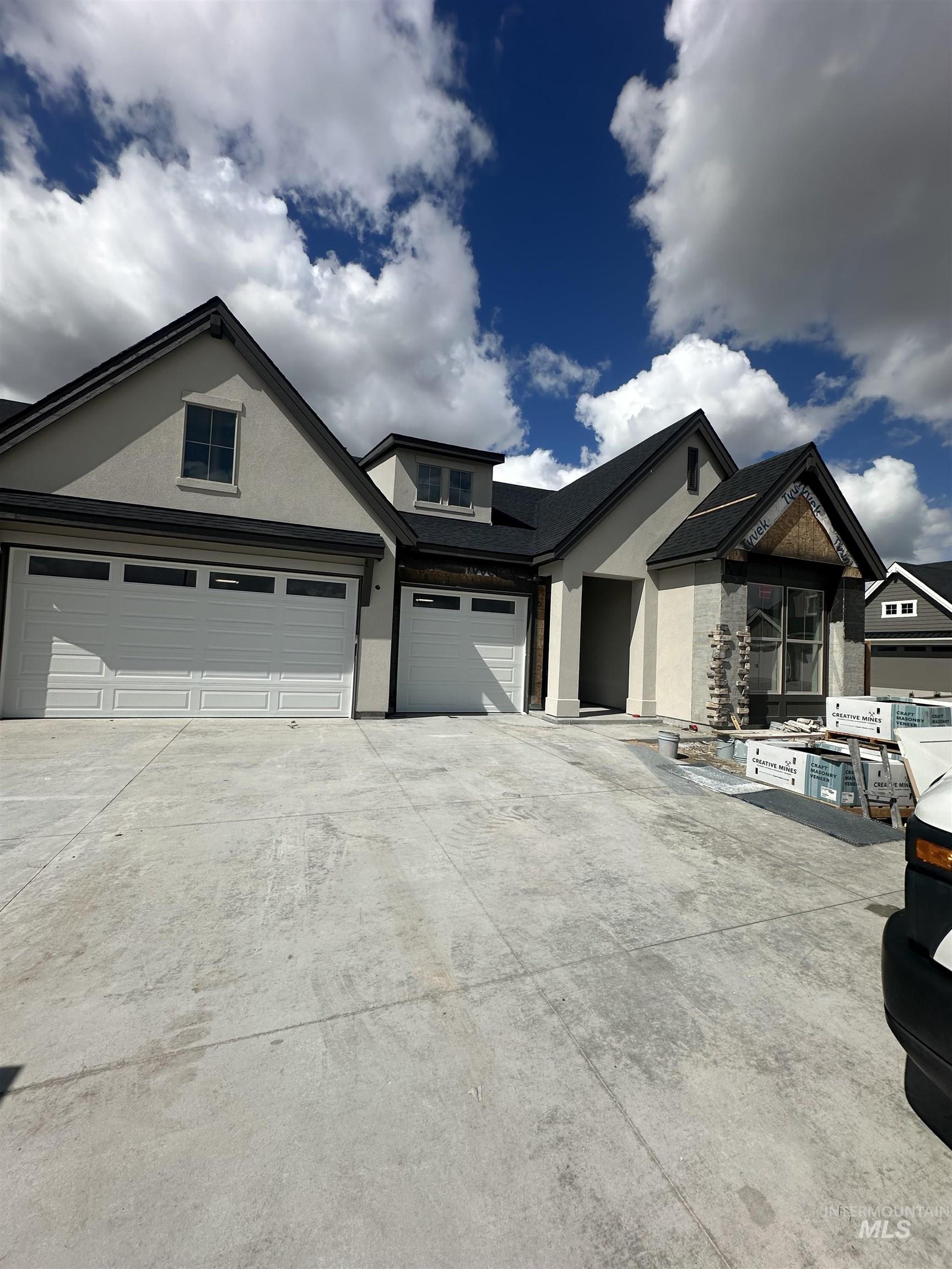 6501 S Utmost Way Property Photo 3