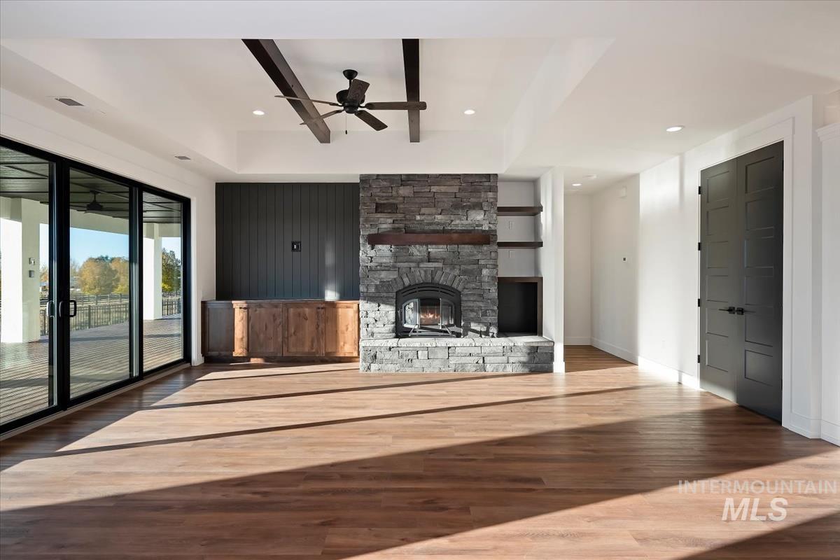 9773 S Peregrine Falcon Ave. Property Photo 6